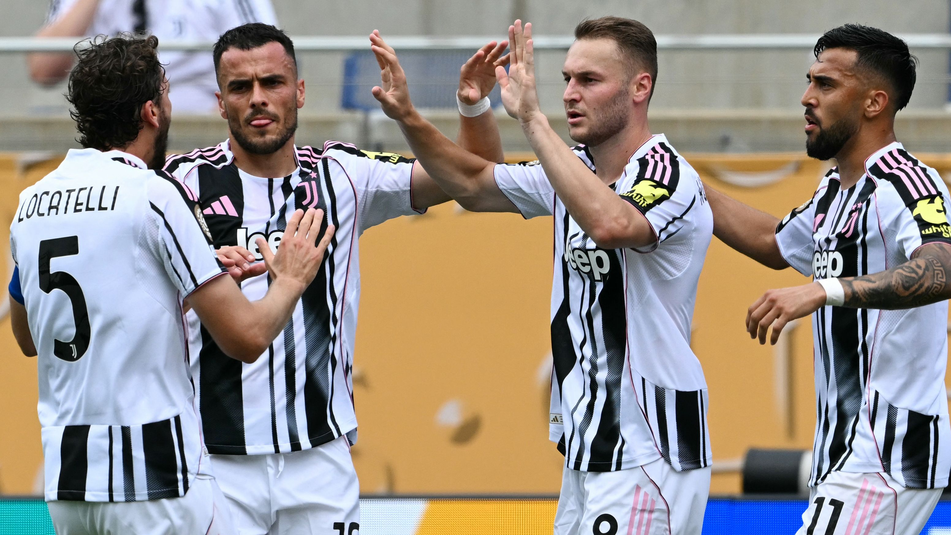 Juventus set asking price for Dusan Vlahovic after rejecting Man Utd and AC Milan target's contract termination request.