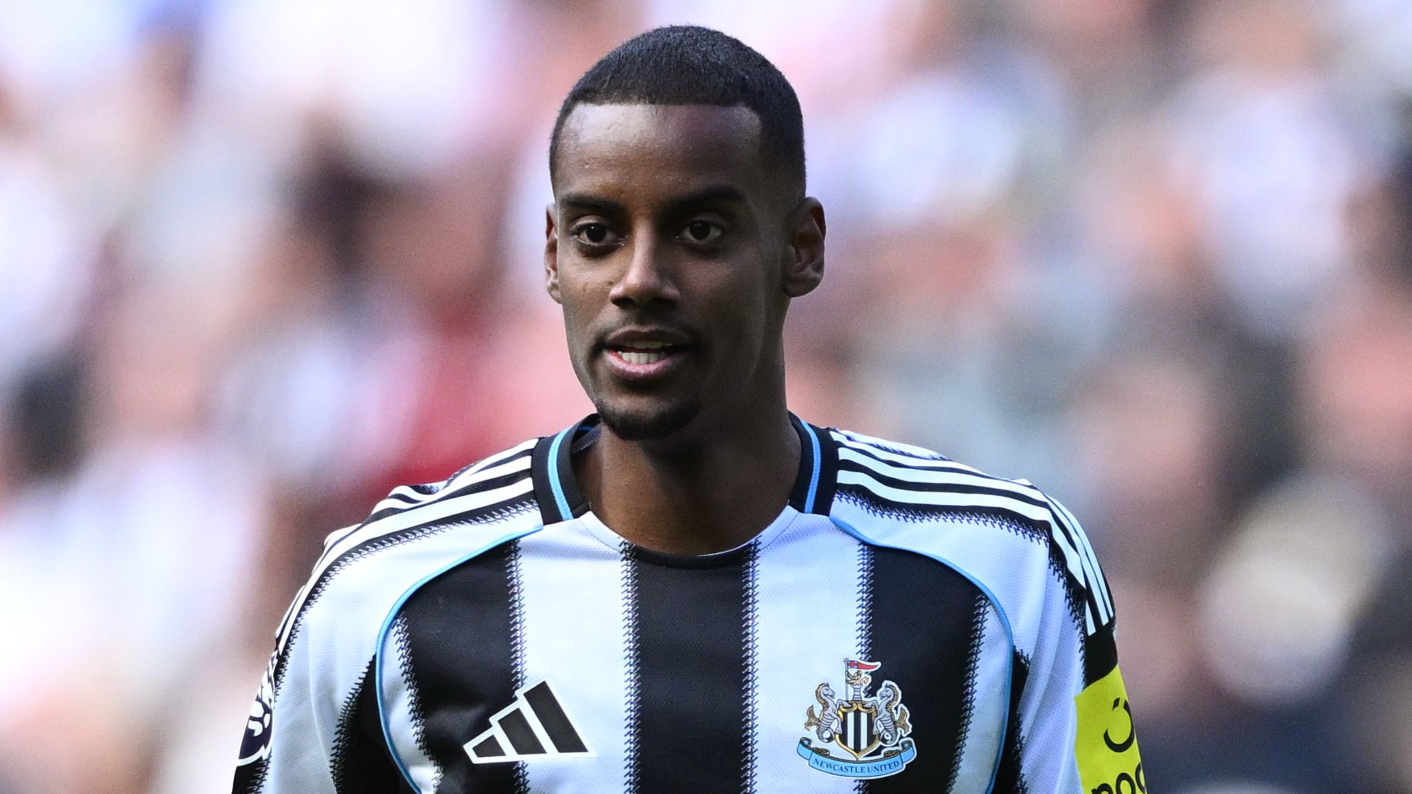 'It's difficult for me' - Eddie Howe issues Alexander Isak update and confirms striker sent home from Celtic friendly due to speculation over blockbuster transfer for Newcastle striker