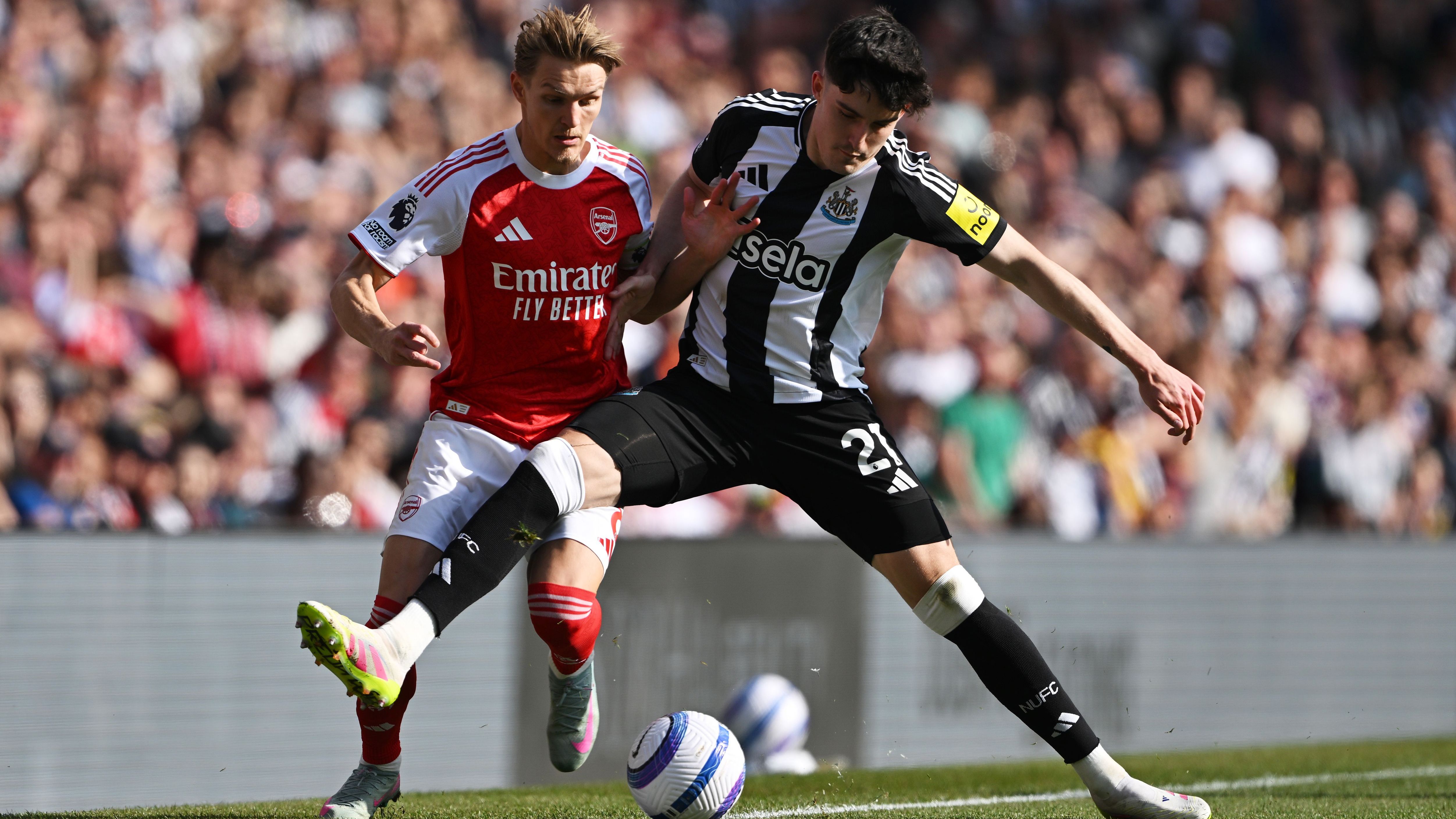Newcastle ready to offer £65m star lucrative new contract to fend off Man City interest