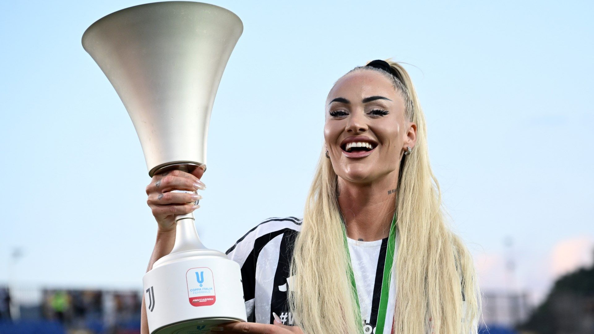 Alisha Lehmann relaxes at Beachouse Ibiza on well-earned holiday with Switzerland team-mates after run to Euro 2025 quarter-finals
