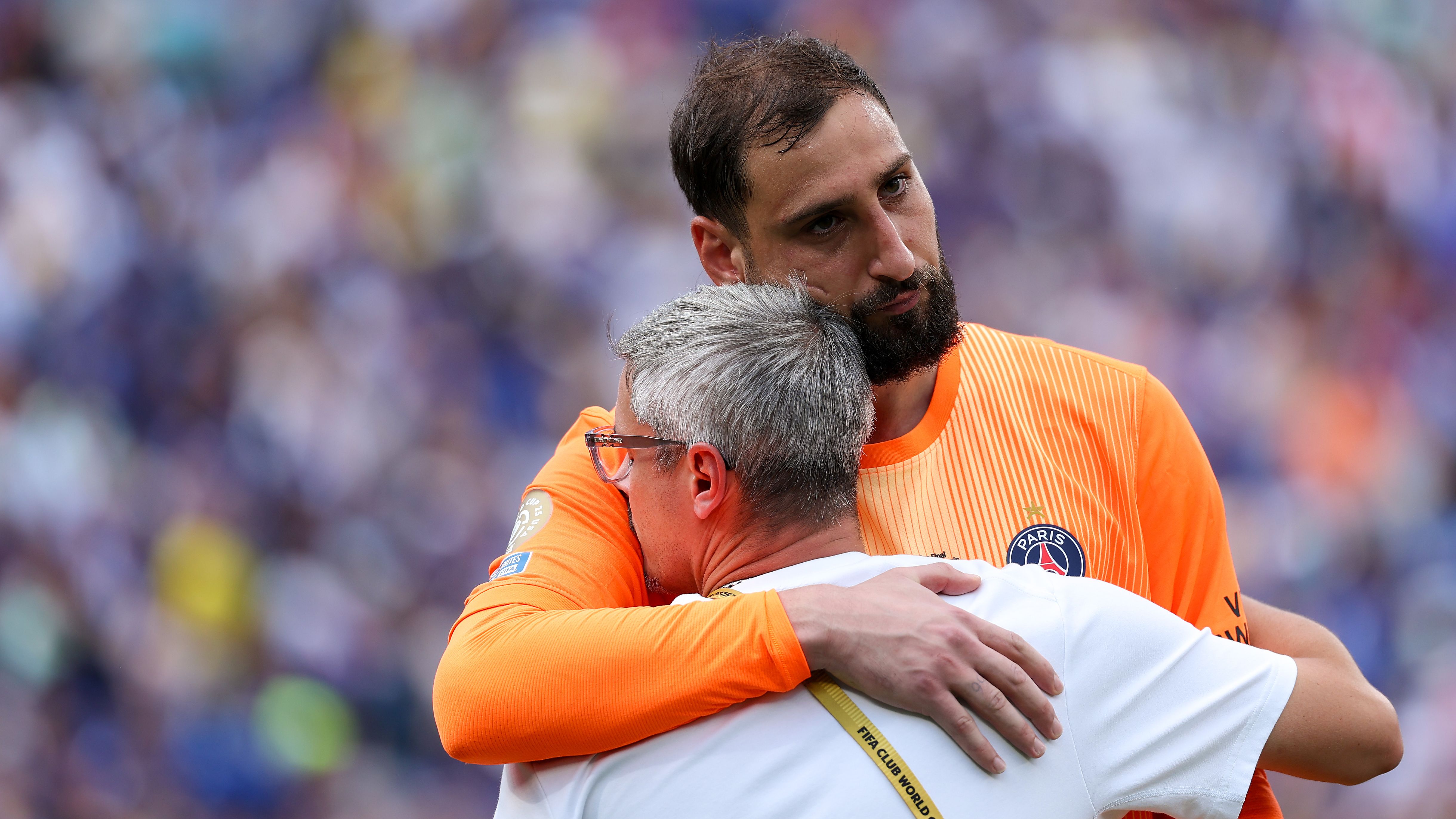 Man Utd & Man City on alert as Gianluigi Donnarumma's shock PSG exit nears after European champions agree terms with €40m replacement