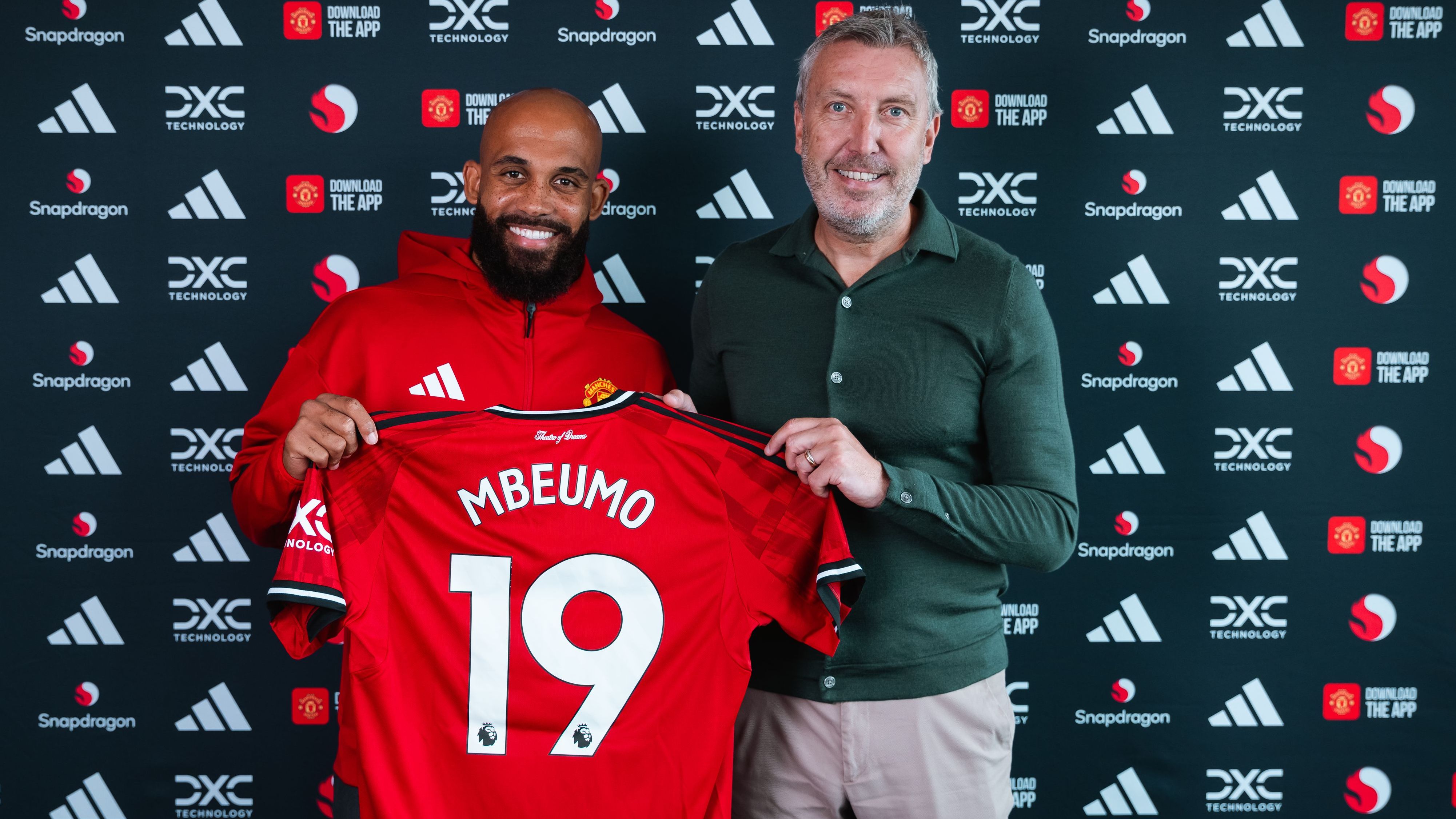 ليفربول يفقد مراوغه الأكثر فعالية، لكن لويس دياز المتجه إلى بايرن ميونيخ لم يعد مطلوبًا في أنفيلد: BALLGM يصنف أكبر الصفقات في فترة الانتقالات الصيفية لعام 2025