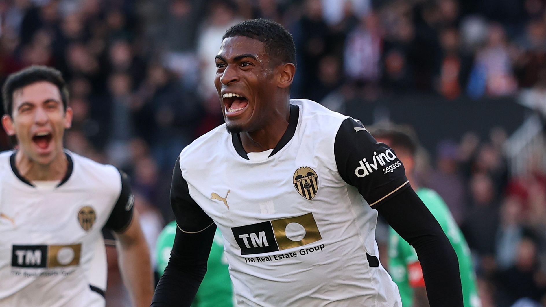 Cristhian Mosquera: Why Arsenal want to sign Valencia's young defender who almost chose basketball career over football
