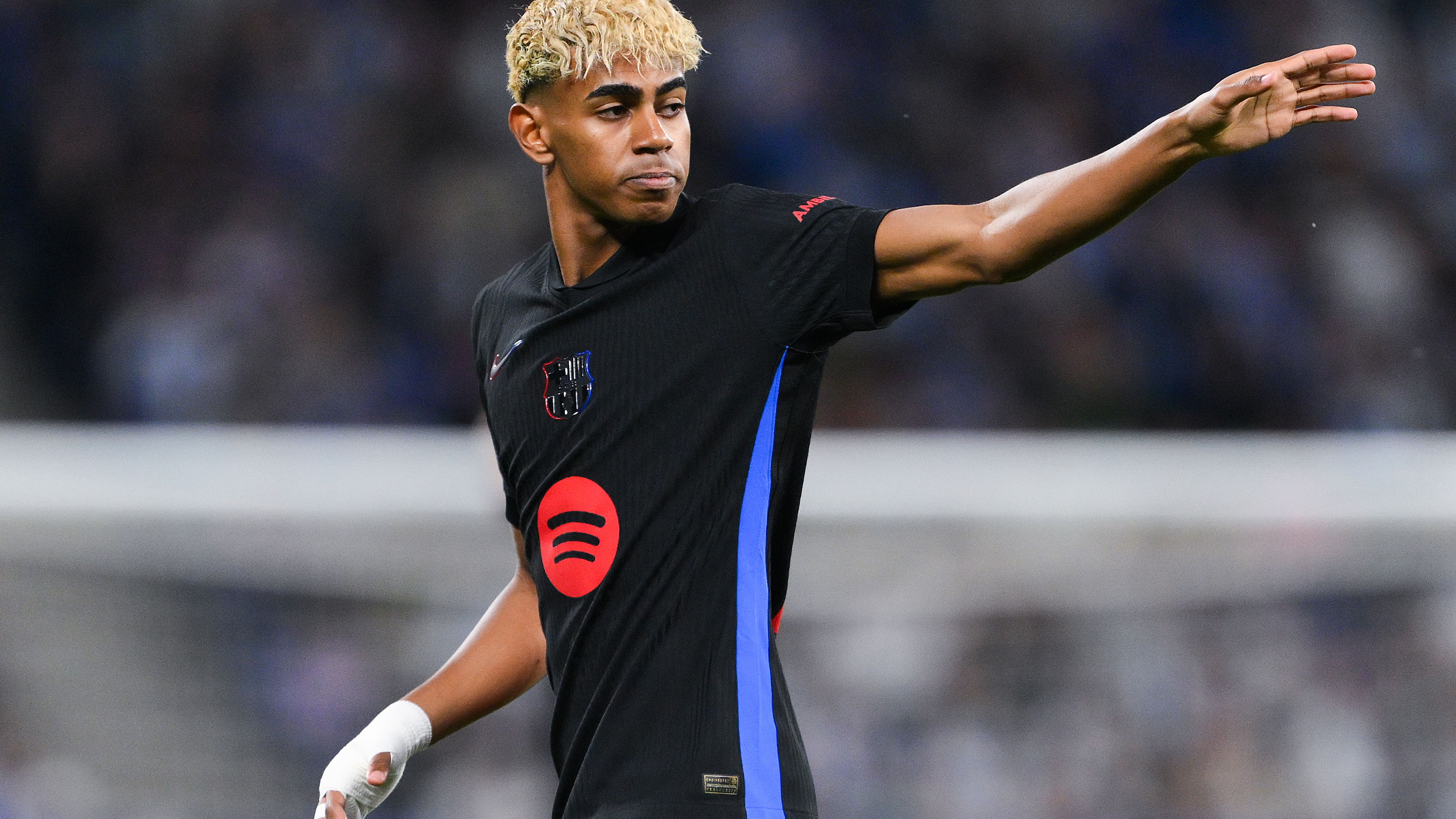 Pau Victor gives up on Barcelona dream after a year with forward set to complete €15m transfer