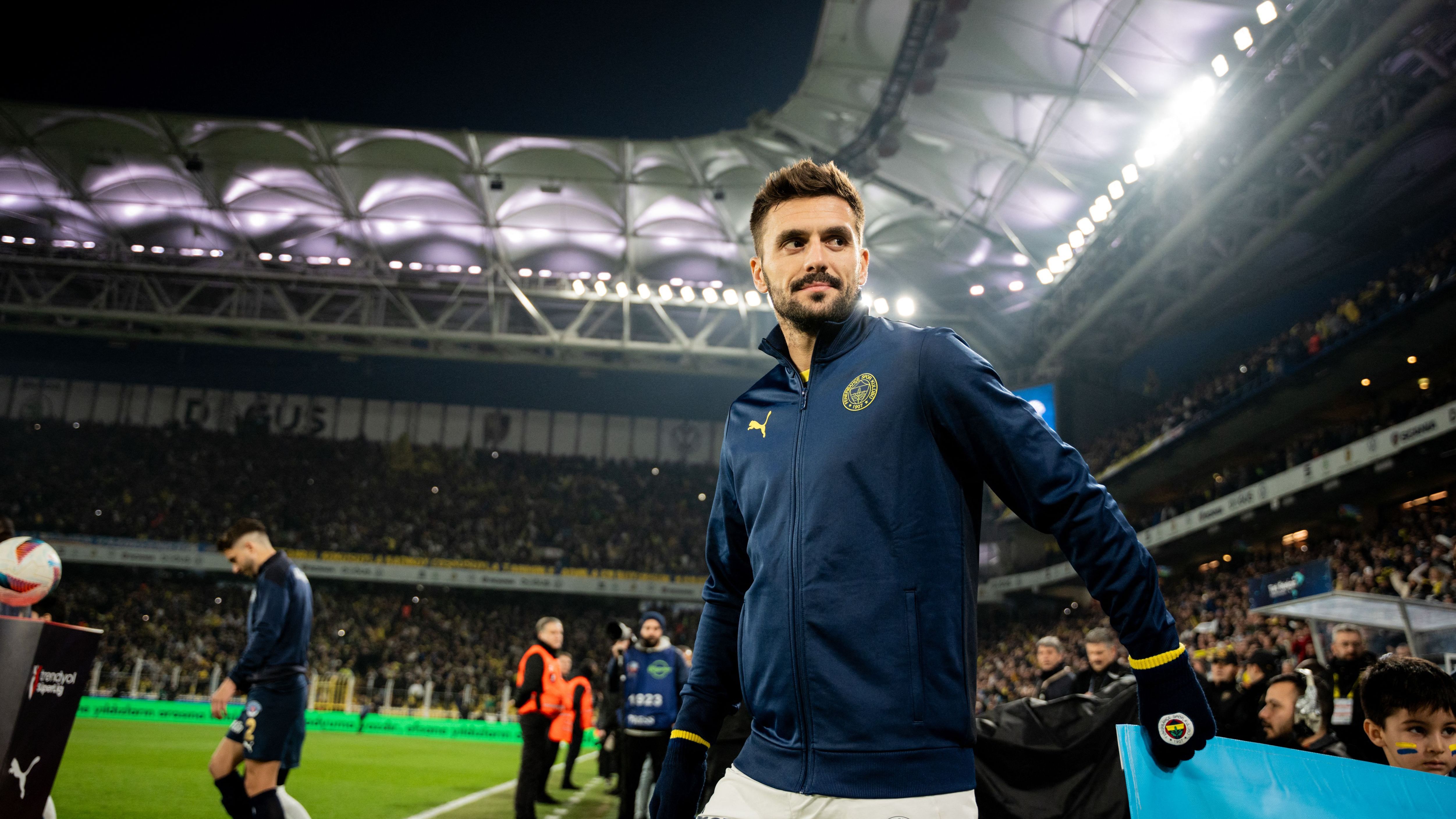 Ex-Ajax & Southampton star Dusan Tadic teams up with Marko Arnautovic after agreeing return to finish playing career at Serbian giants