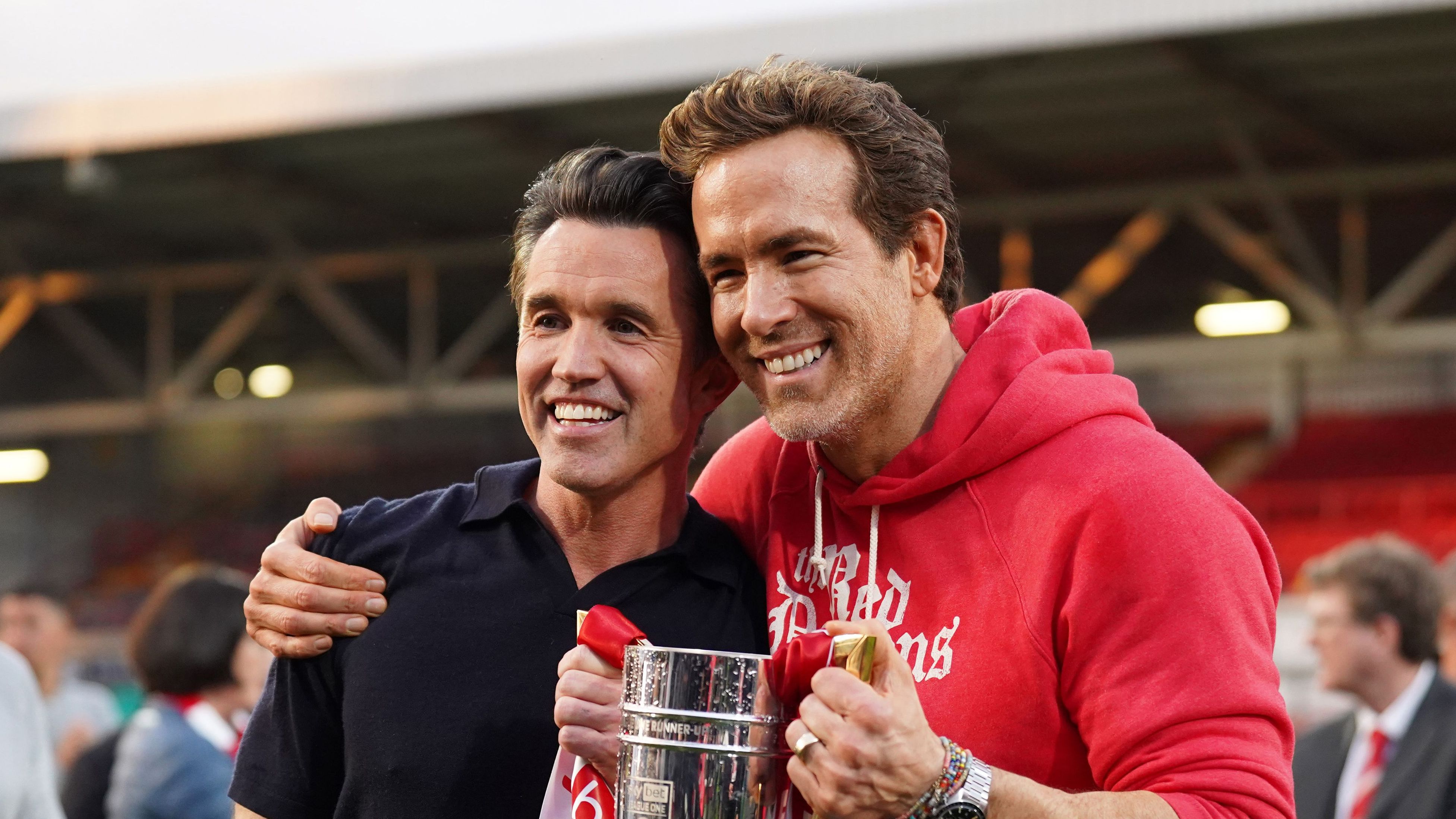 'I'll take a screenshot!' - Tom Brady jokes he'll share WhatsApp message with Ryan Reynolds & Rob McElhenney that shows Birmingham are top of Championship & Wrexham are rock bottom