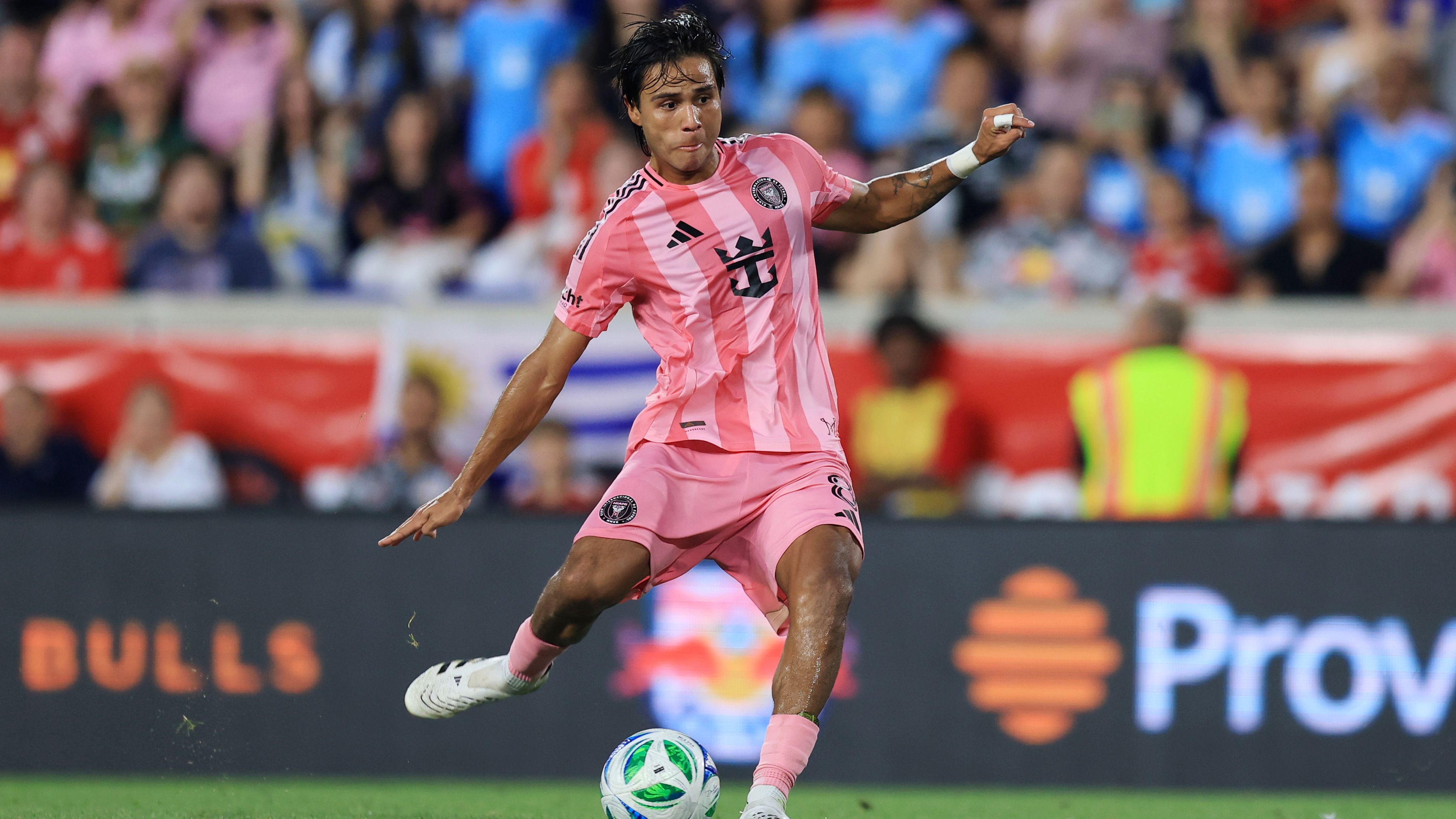 WATCH: Telasco Segovia strikes spectacular long-range goal in Inter Miami clash with Club Necaxa off Rodrigo De Paul's assist