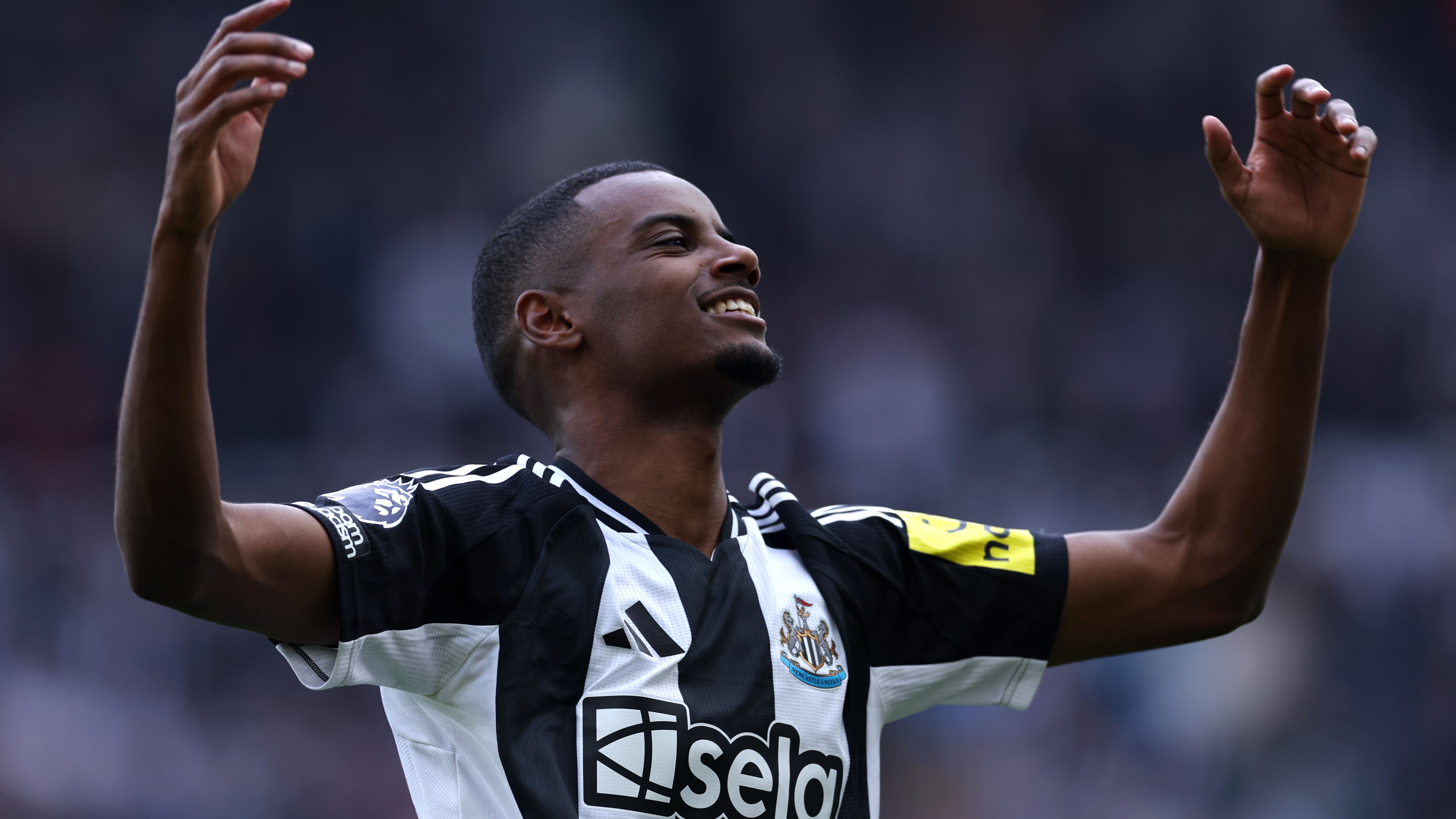 Liverpool willing to make second offer for Alexander Isak on one condition after seeing initial bid rejected