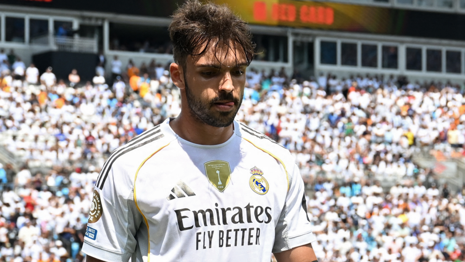 قد يقضي راؤول أسينسيو لاعب ريال مدريد ما يصل إلى عامين ونصف في السجن حيث يطالب الادعاء الإسباني بإصدار حكم بشأن فضيحة الاعتداء الجنسي على الأطفال