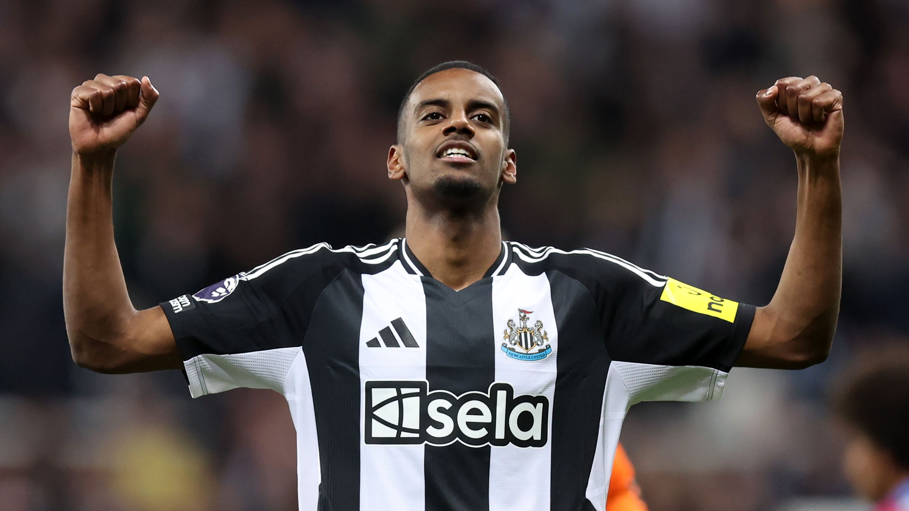 Alexander Isak told to 'make statement to Newcastle fans' amid Liverpool transfer saga as striker continues to be linked with exit