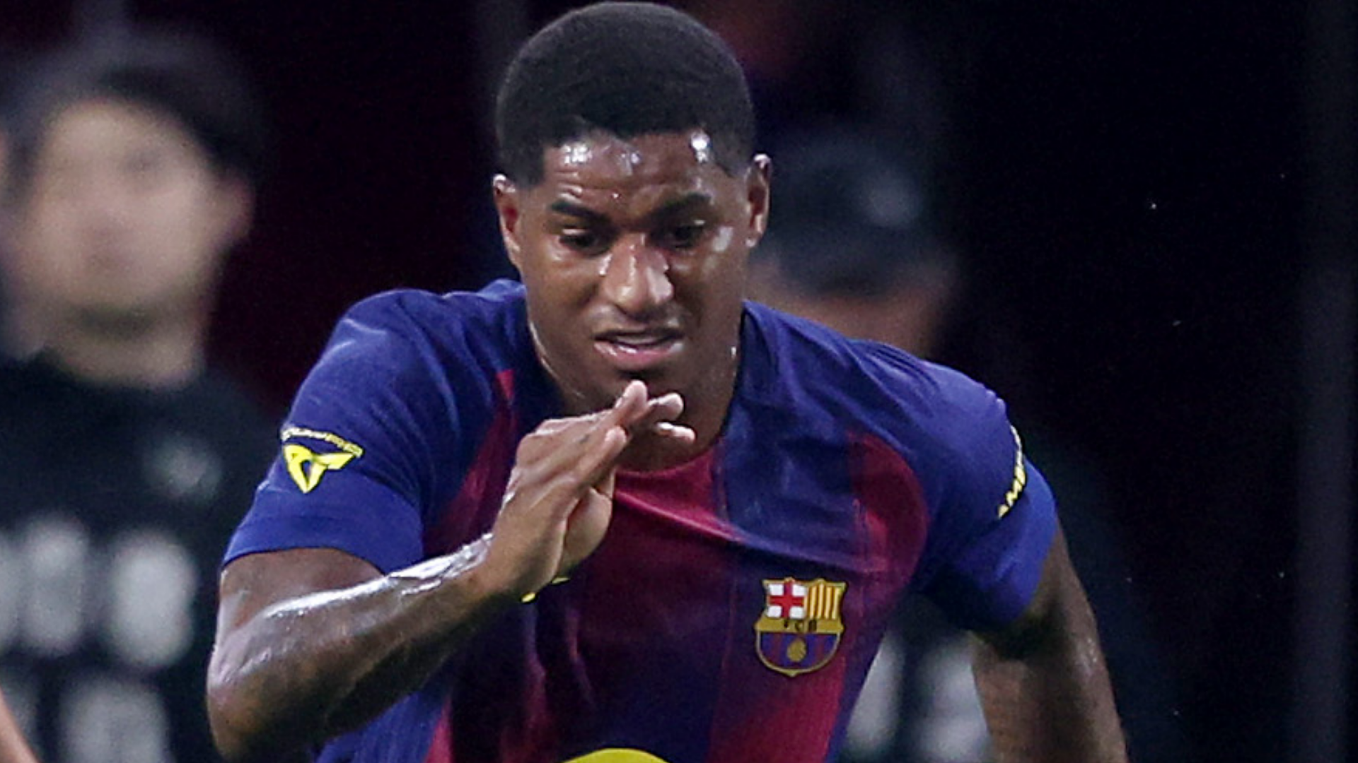 ماركوس راشفورد "واثق" من أن برشلونة سيجد المال للتغلب على مشكلة التسجيل بينما يمزح لاعب مانشستر يونايتد المعار بأنه يريد تسجيل 100 هدف هذا الموسم