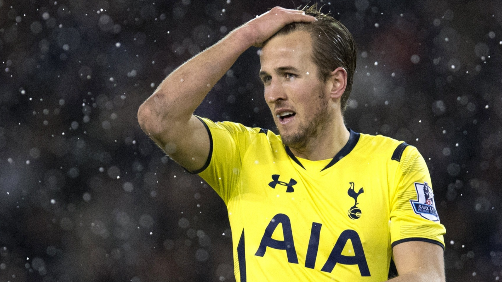 Ice cold! Why Harry Kane does not wear long sleeves & gloves as Bayern Munich & England star braves conditions in freezing temperatures