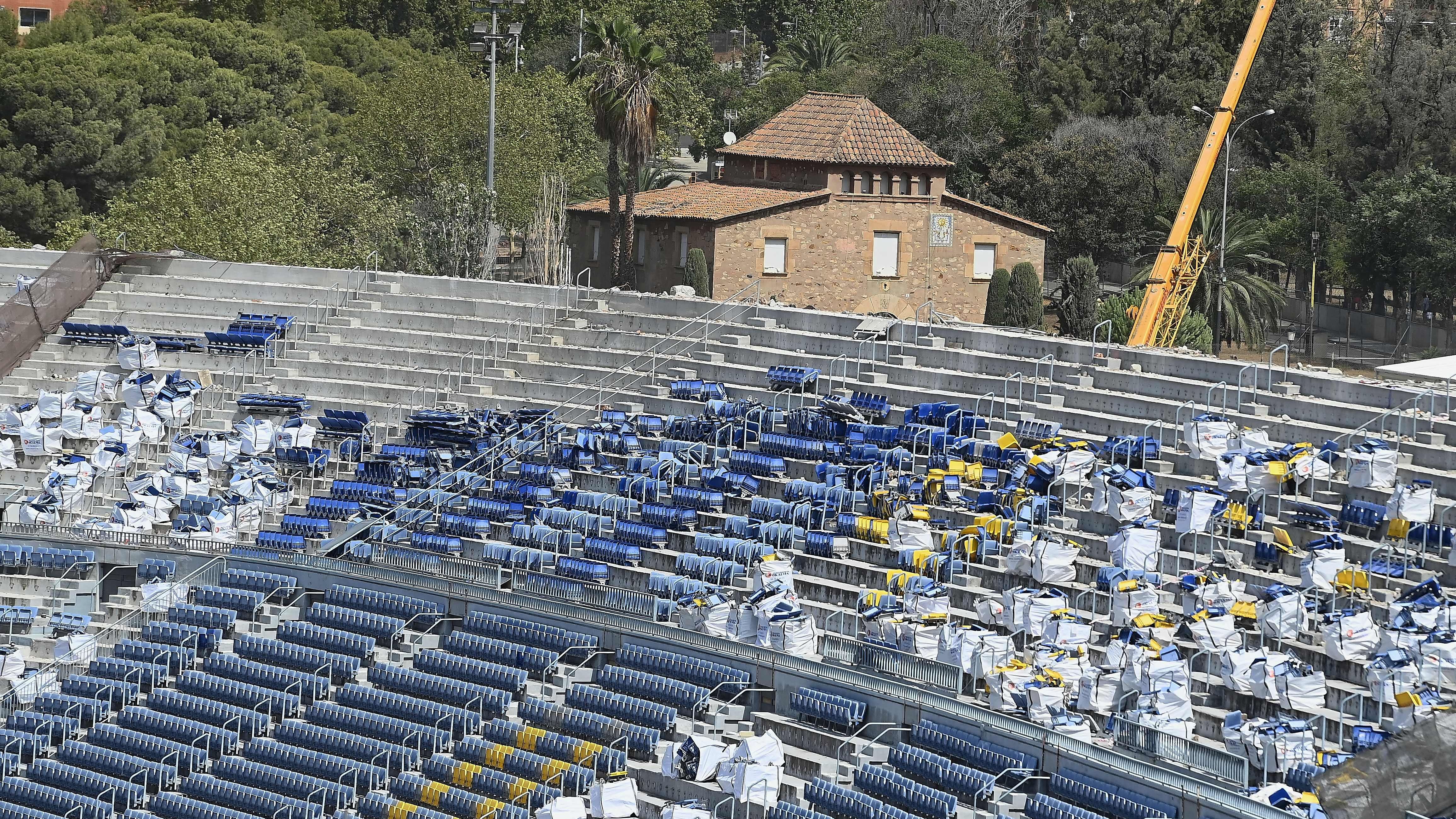 Barcelona back on schedule to make Camp Nou return ahead of first La Liga home game against Valencia at minimum capacity
