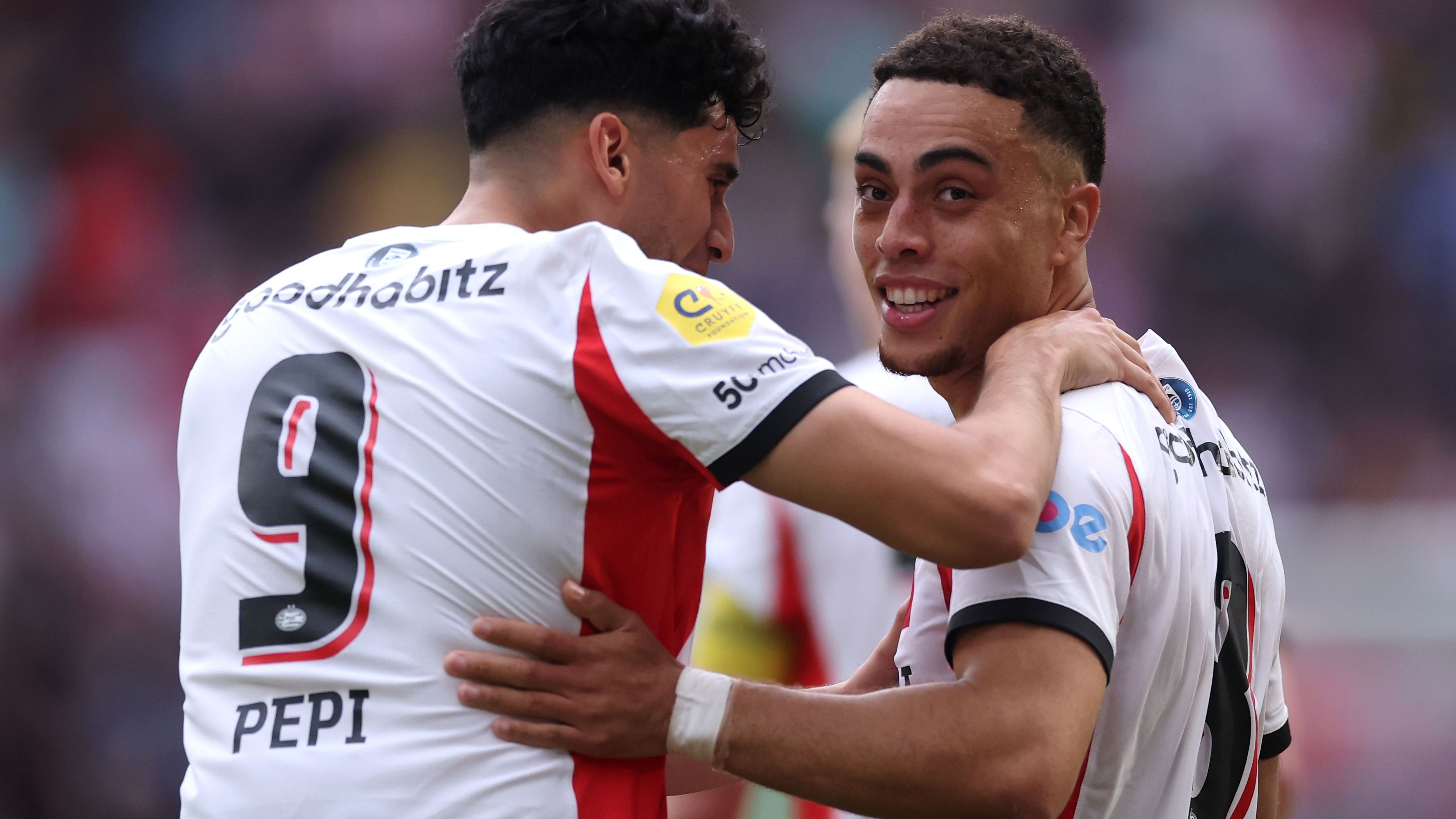 "He's gotta be salivating" – Herculez Gomez says Mauricio Pochettino can't wait to get Sergino Dest back in the USMNT's starting XI