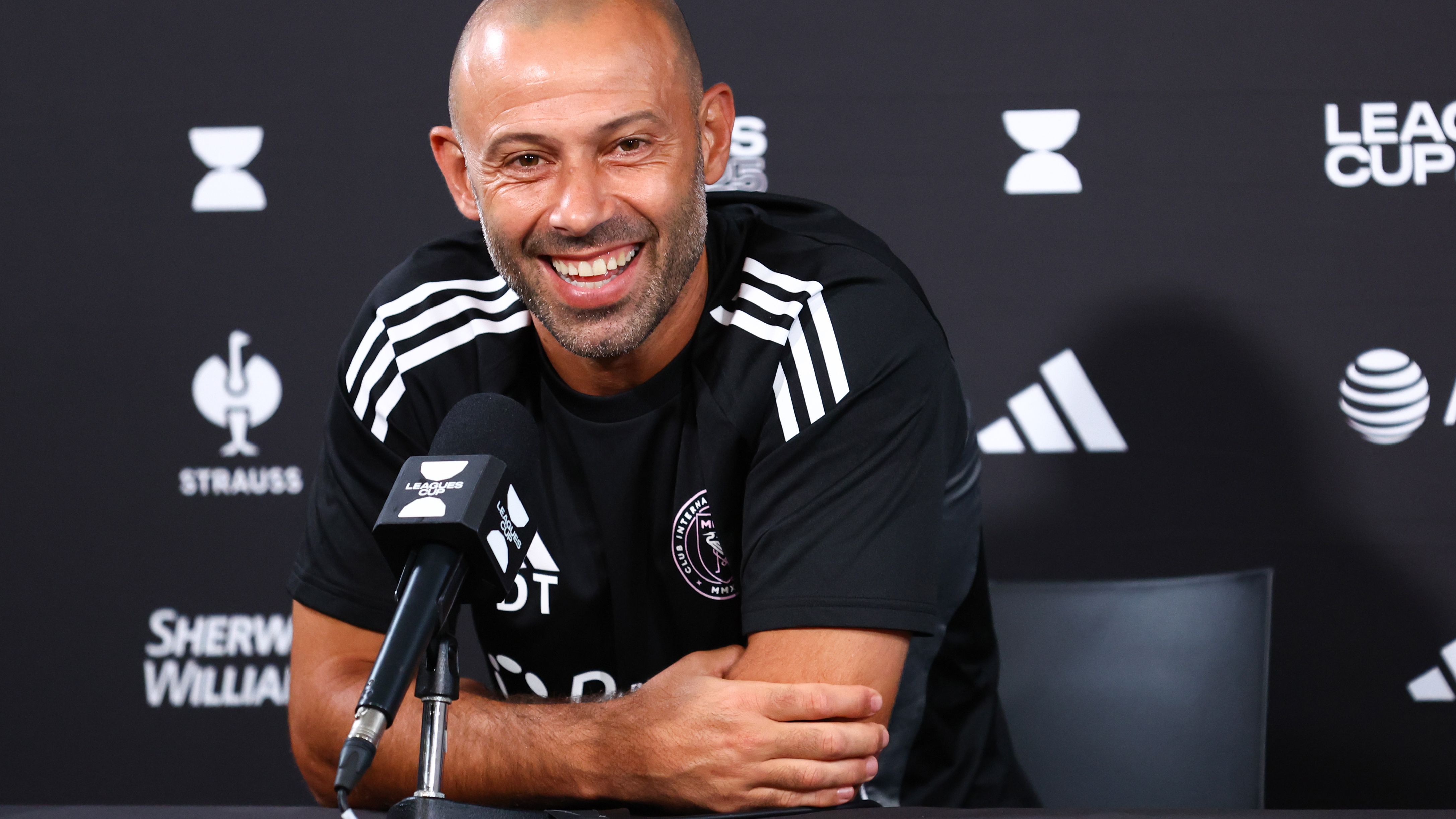 "سيغيب بالتأكيد عن مباراة الغد" - خافيير ماسكيرانو لاعب إنتر ميامي يؤكد غياب ليونيل ميسي عن مباراة كأس الدوري يوم الأربعاء ضد بوماس