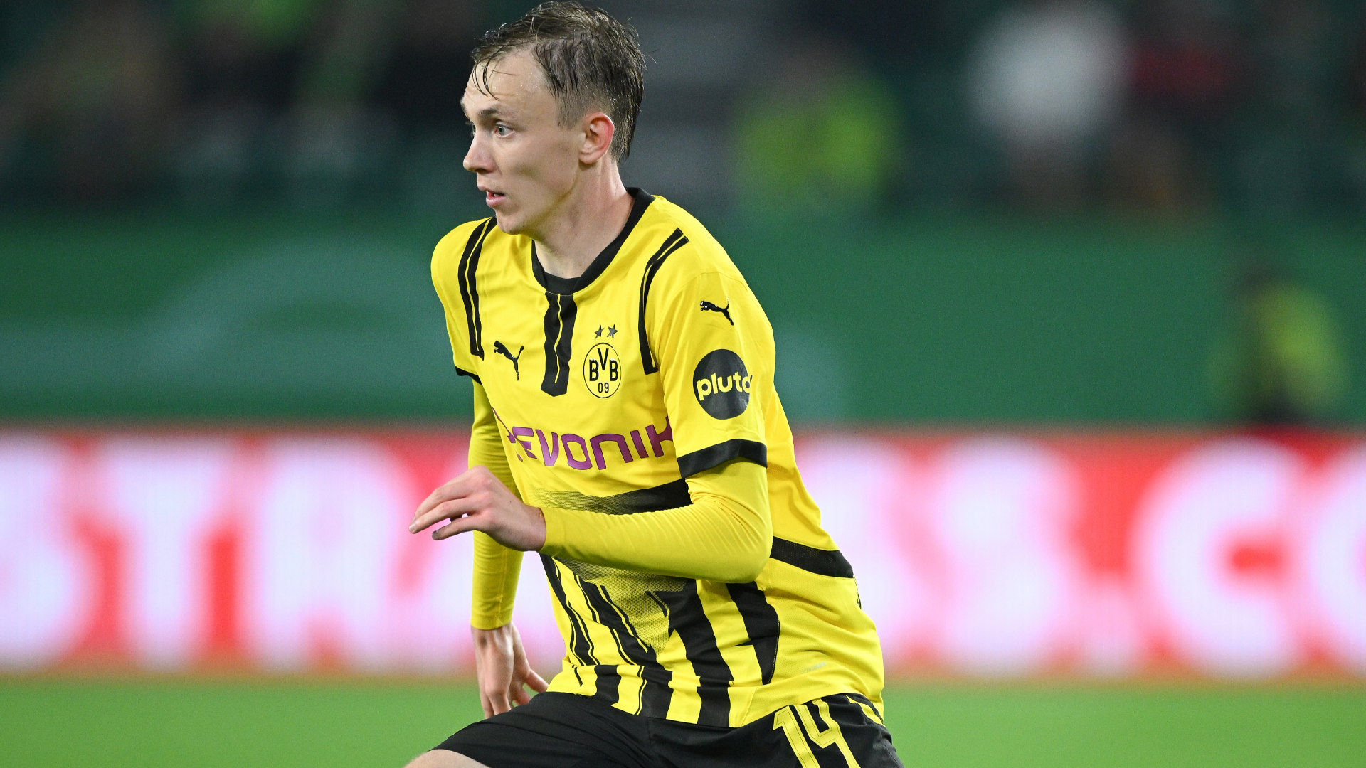 American teenager angry at Borussia Dortmund amid transfer stand-off over Stuttgart offer