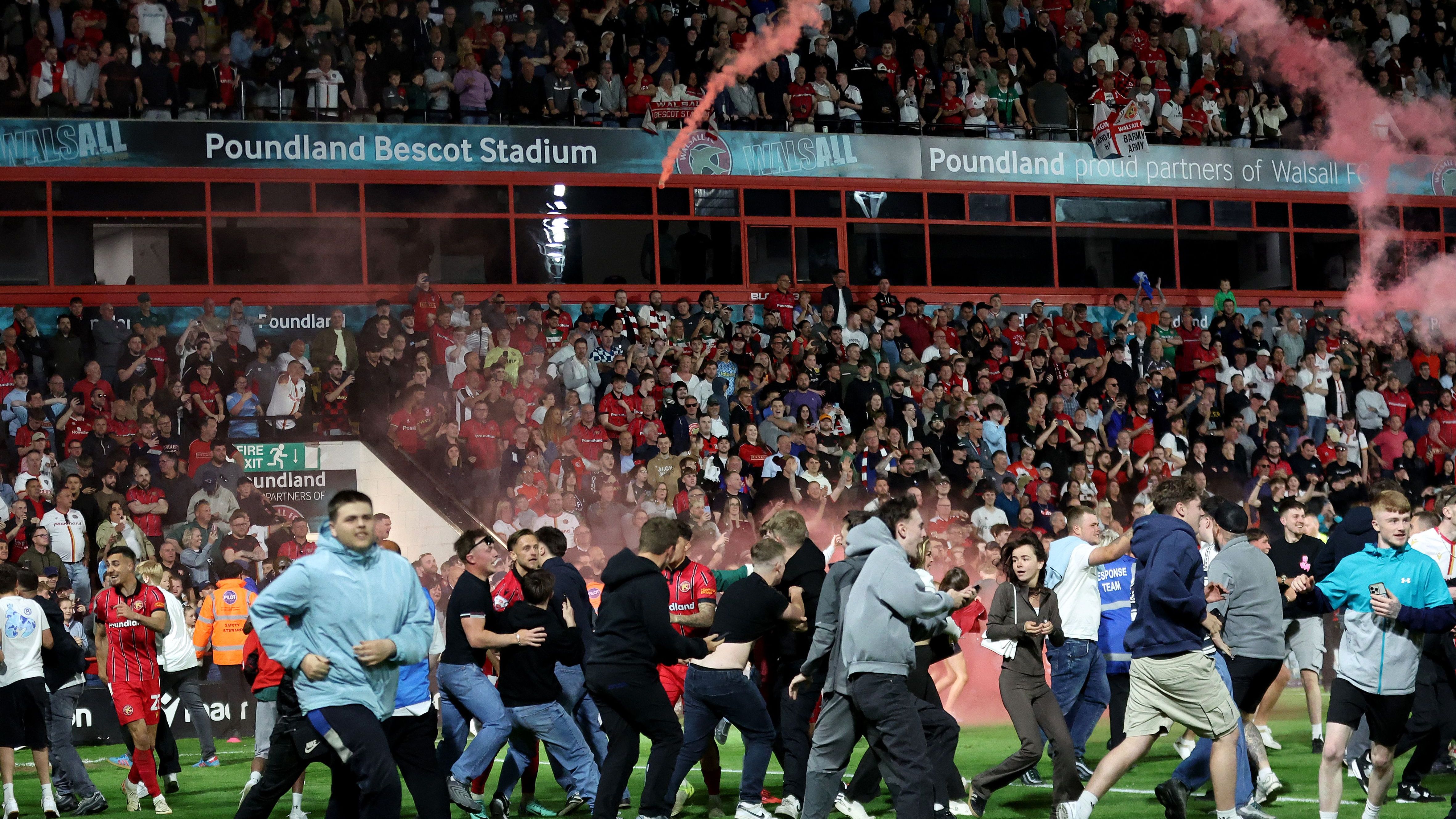 Cops to spray football hooligans with invisible mist that marks skin for months