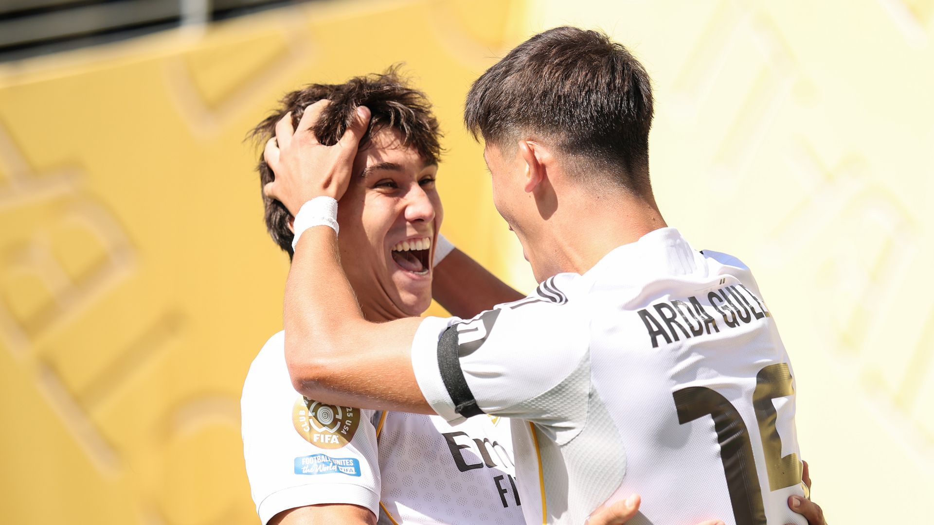ريال مدريد يعلن عن تجديد عقد نجمه الشاب الذي سجل أربعة أهداف في كأس العالم للأندية حتى عام 2030
