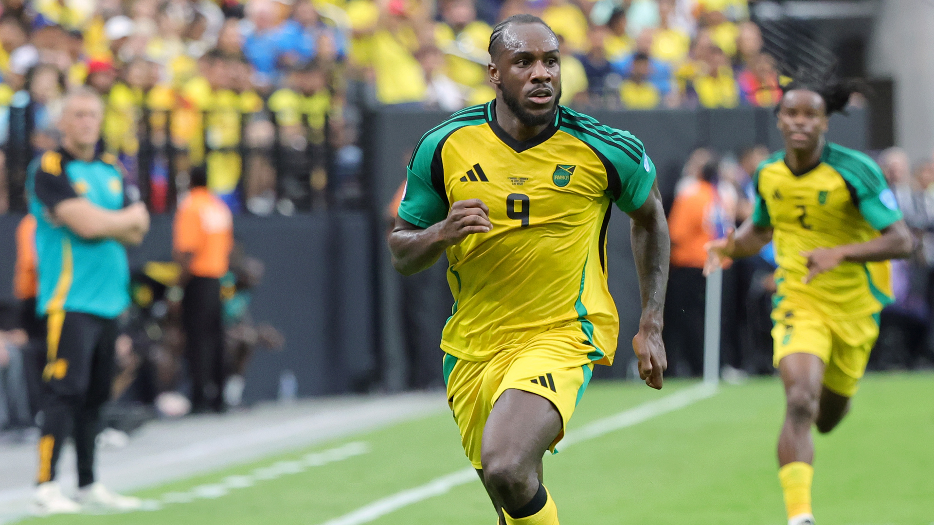 Michail Antonio confirms transfer talks with clubs in 'England and abroad' after leaving West Ham