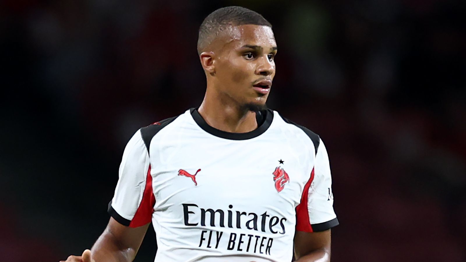 نيوكاسل يوقع عقدًا جديدًا! أكد ماغبايز وصول مالك ثياو، اللاعب الذي يطمح للتعاقد معه على المدى الطويل، قادمًا من ميلان.
