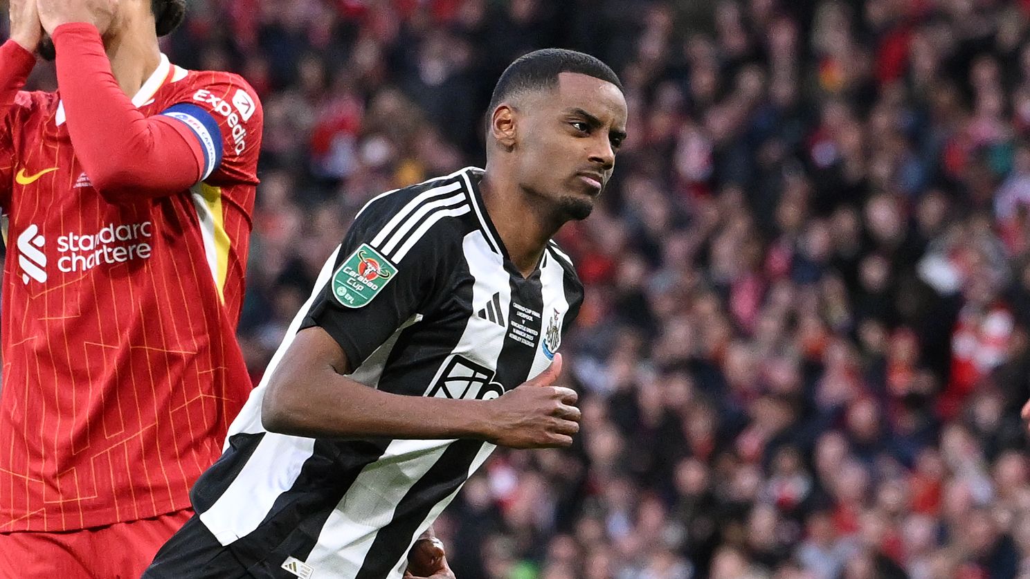 Ex-Man Utd coach reveals extra incentive for Liverpool to sign Newcastle star Alexander Isak