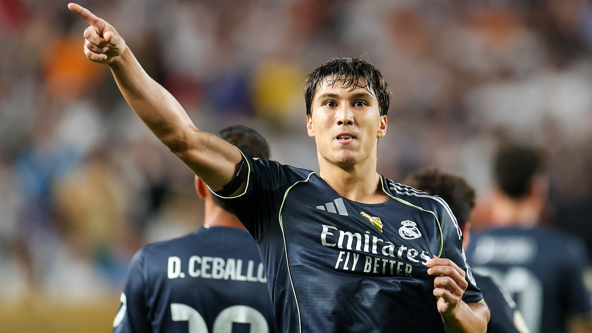 جونزالو جارسيا وريال مدريد يتوصلان إلى اتفاق بشأن عقد جديد يتضمن شرطًا جزائيًا ضخمًا للنجم الصاعد