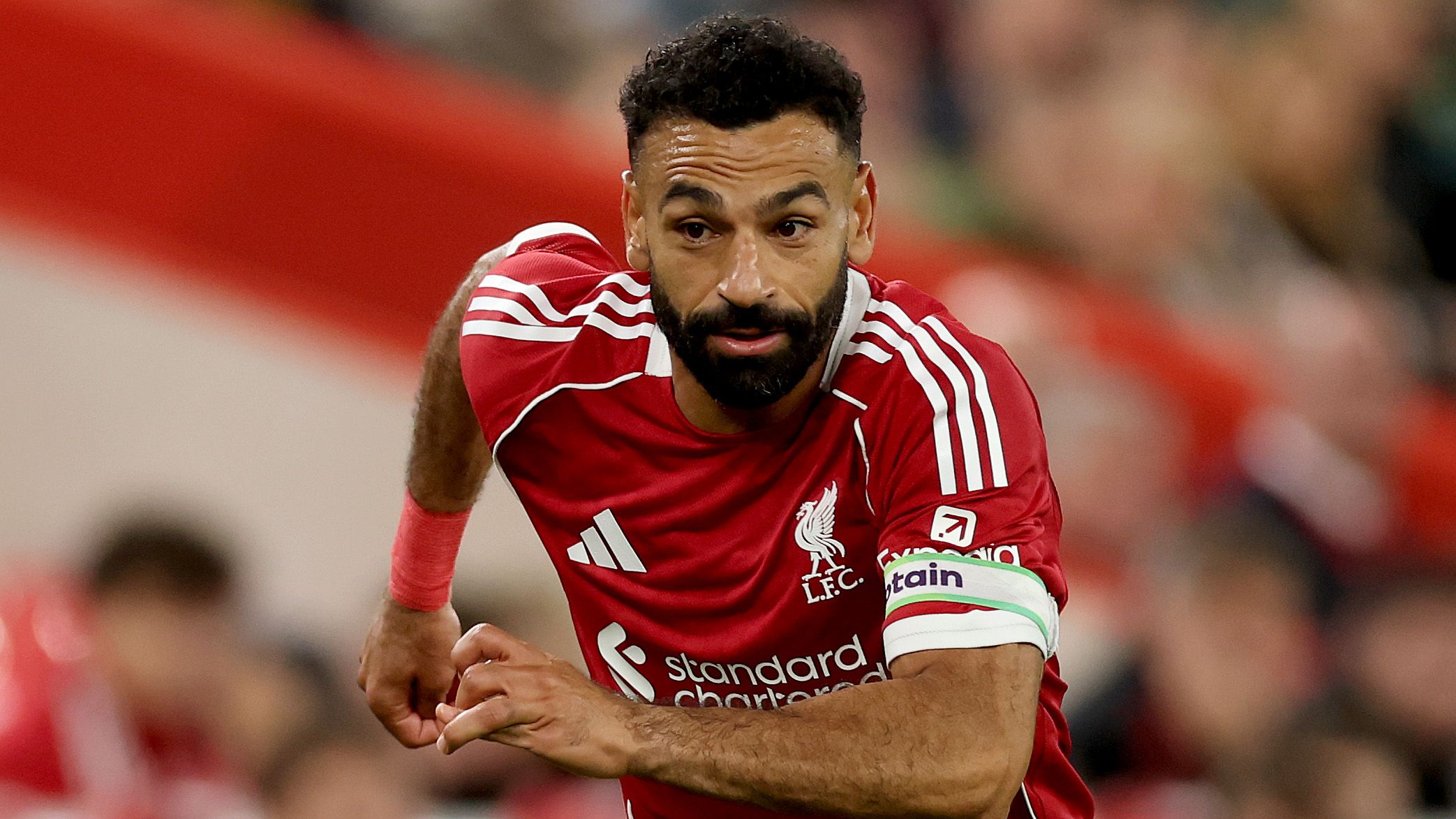 من سيفوز بجائزة الحذاء الذهبي للدوري الإنجليزي الممتاز لموسم 2025-2026؟ كتّاب BALLGM يُدلون بتوقعاتهم