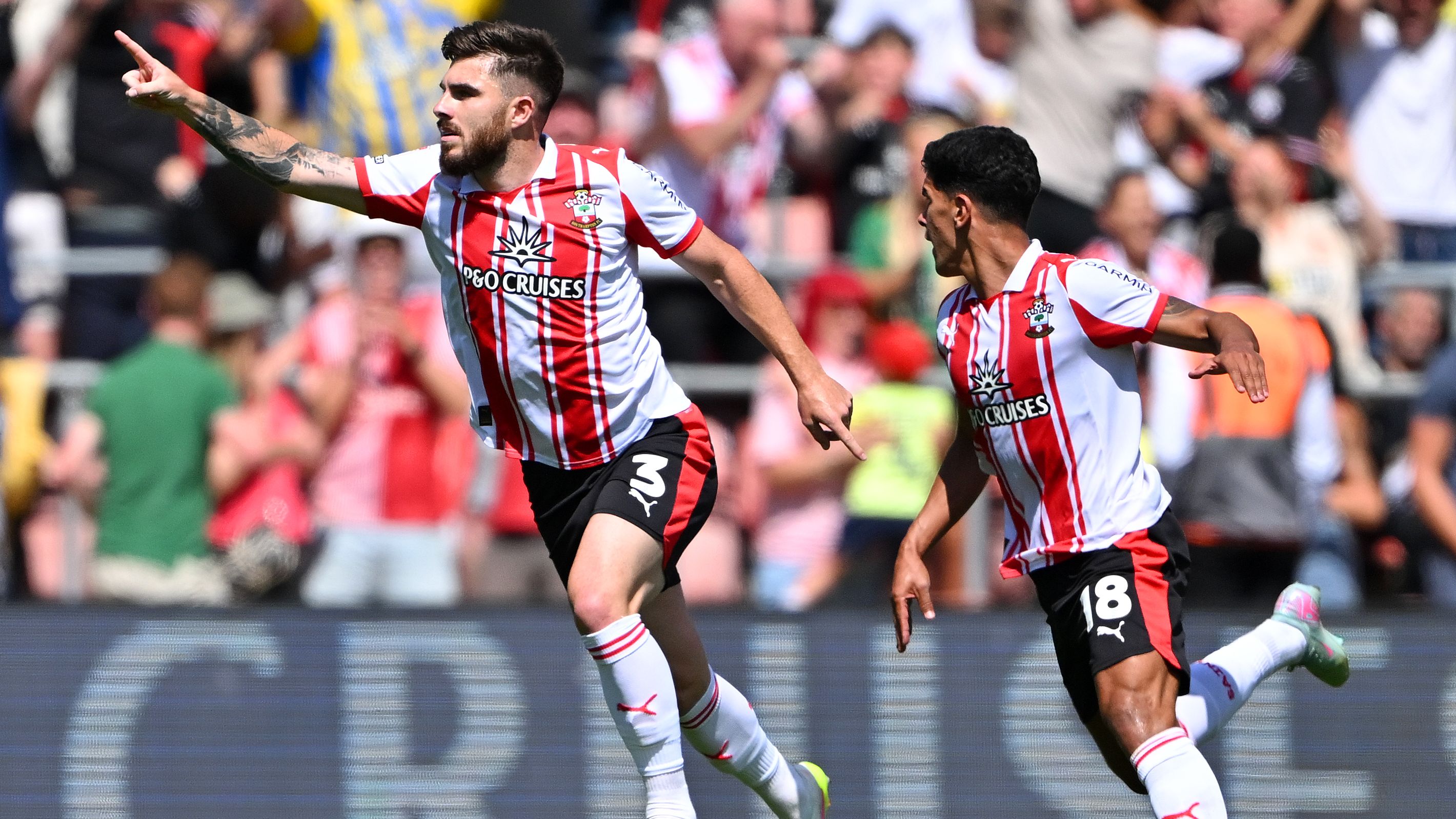 WATCH: USMNT forward Damion Downs bags game-winning assist for Southampton vs. Ryan Reynolds and Rob McElhenney's Wrexham on Championship opening day