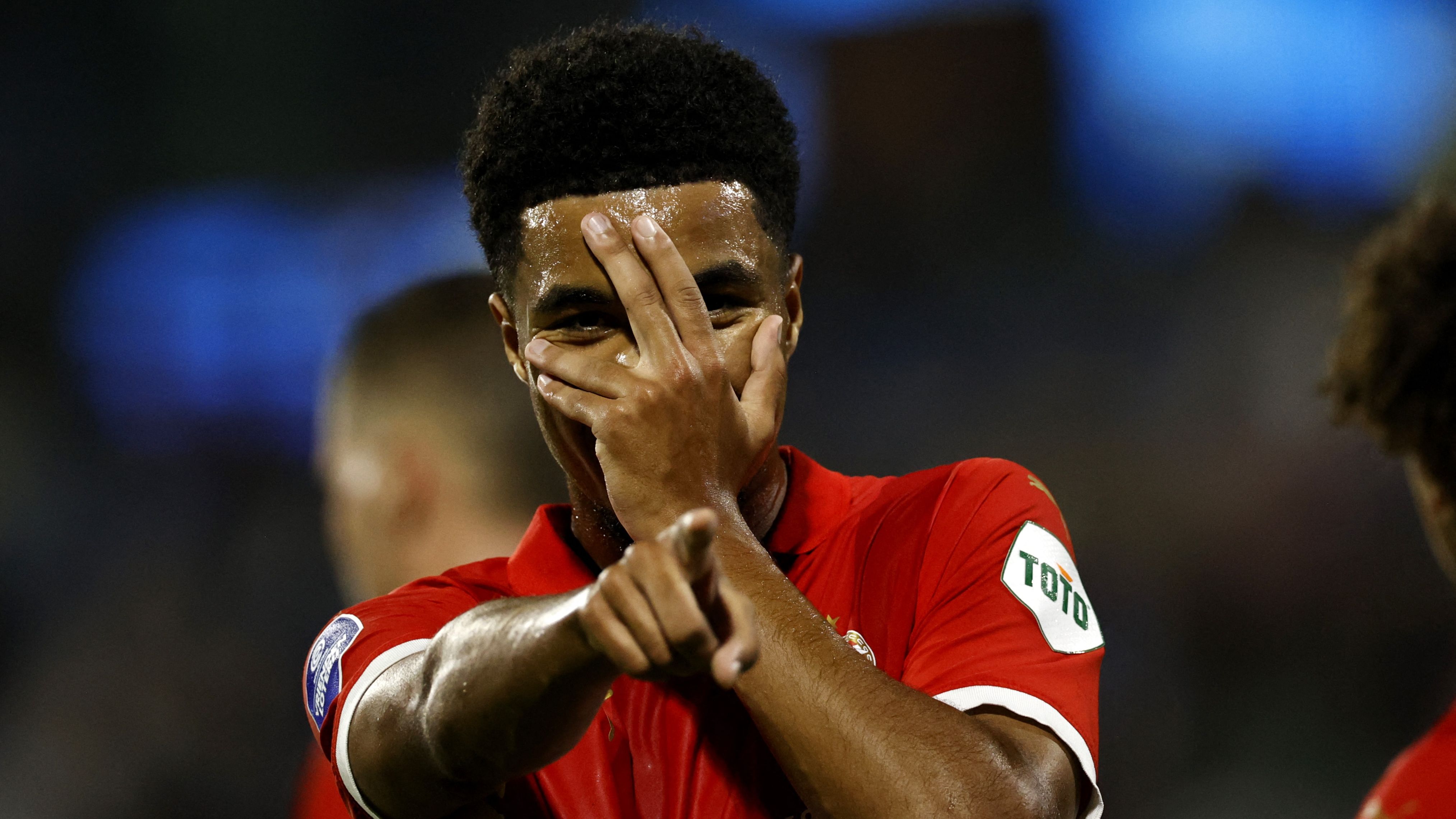 عودة تيم وياه إلى الدوري الفرنسي مع مارسيليا، ووصول مالك تيلمان إلى باير ليفركوزن: BALLGM تُقيّم أكبر صفقات المنتخب الأمريكي لكرة القدم