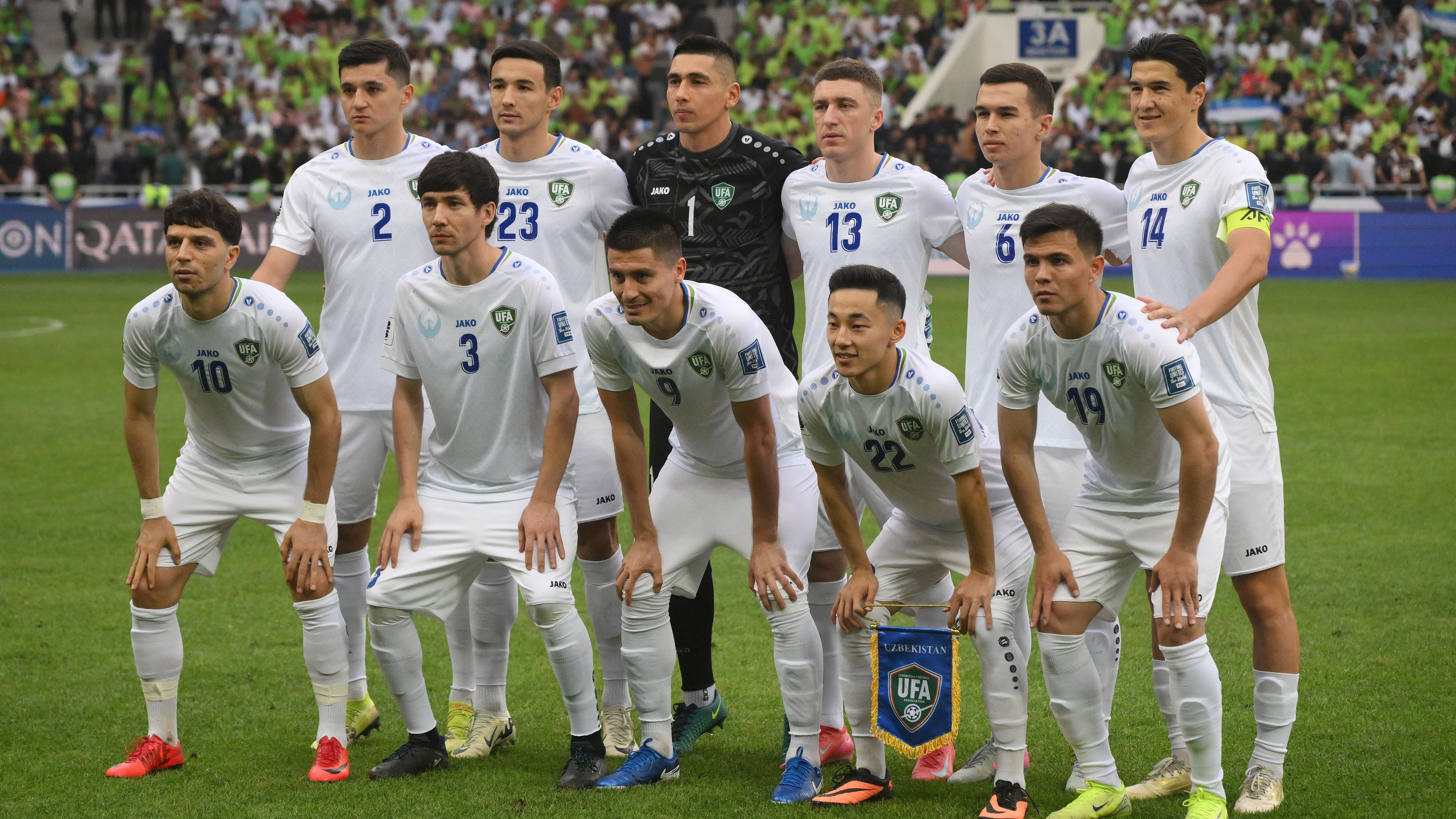 مدرب ألمانيا السابق يواكيم لوف يرفض عرضًا لتدريب المنتخب الآسيوي الذي يحتل المركز 55 في تصنيف الاتحاد الدولي لكرة القدم (فيفا) في أول مشاركة له في كأس العالم