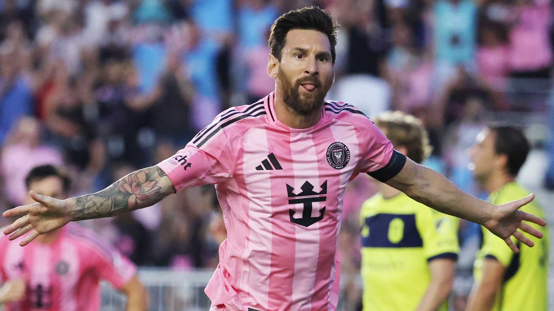 فيديو: لا تعبث مع الحارس الشخصي لليونيل ميسي! ياسين تشيوكو، حارس إنتر ميامي والأرجنتين، يتدلى من شجرة ويتلقى ركلات في المعدة في مقطع فيديو تدريبي قاسٍ.