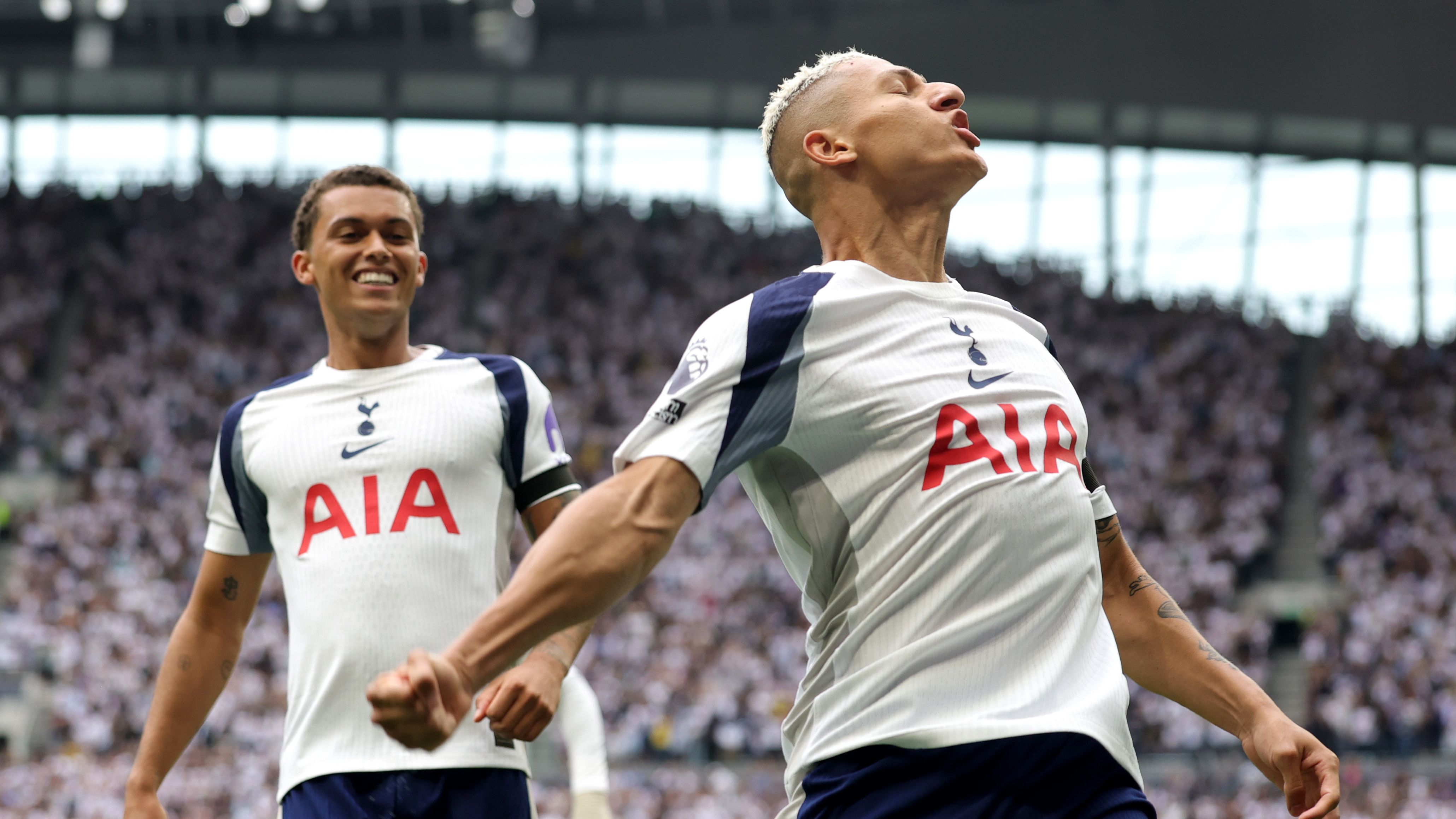 'Absolute animal!' - Richarlison compared to R9 as he scores unbelievable overhead kick against Burnley that's almost IDENTICAL to magical effort he netted for Brazil