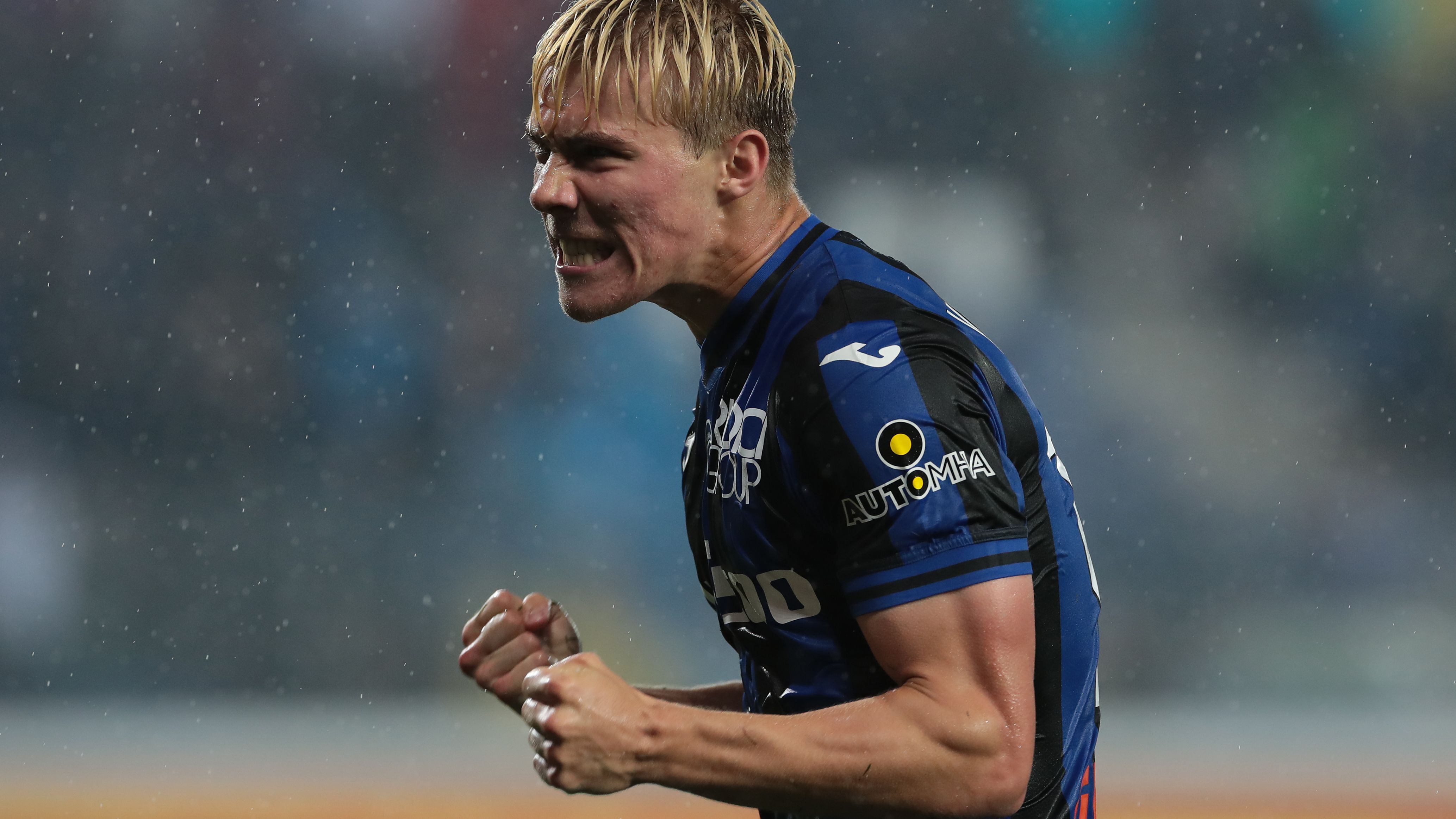Man Utd handed Rasmus Hojlund transfer boost by AC Milan after striker is dropped for Arsenal clash