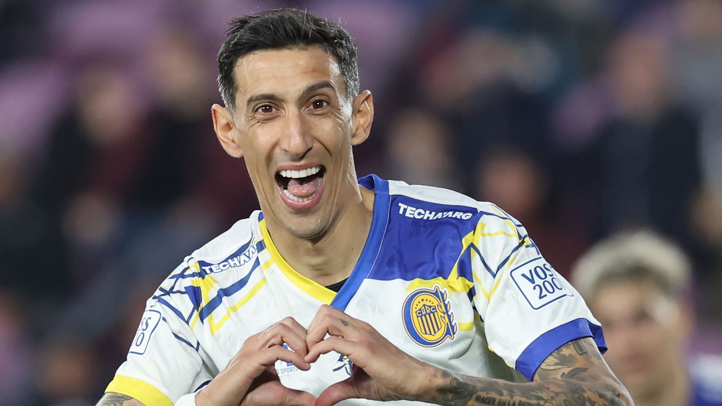 ليونيل ميسي "على كوكب آخر" مع دييغو مارادونا بينما يصر أنخيل دي ماريا على أن نجم الأرجنتين وإنتر ميامي "يجب أن يشارك في كأس العالم 2026 بغض النظر عما يحدث"