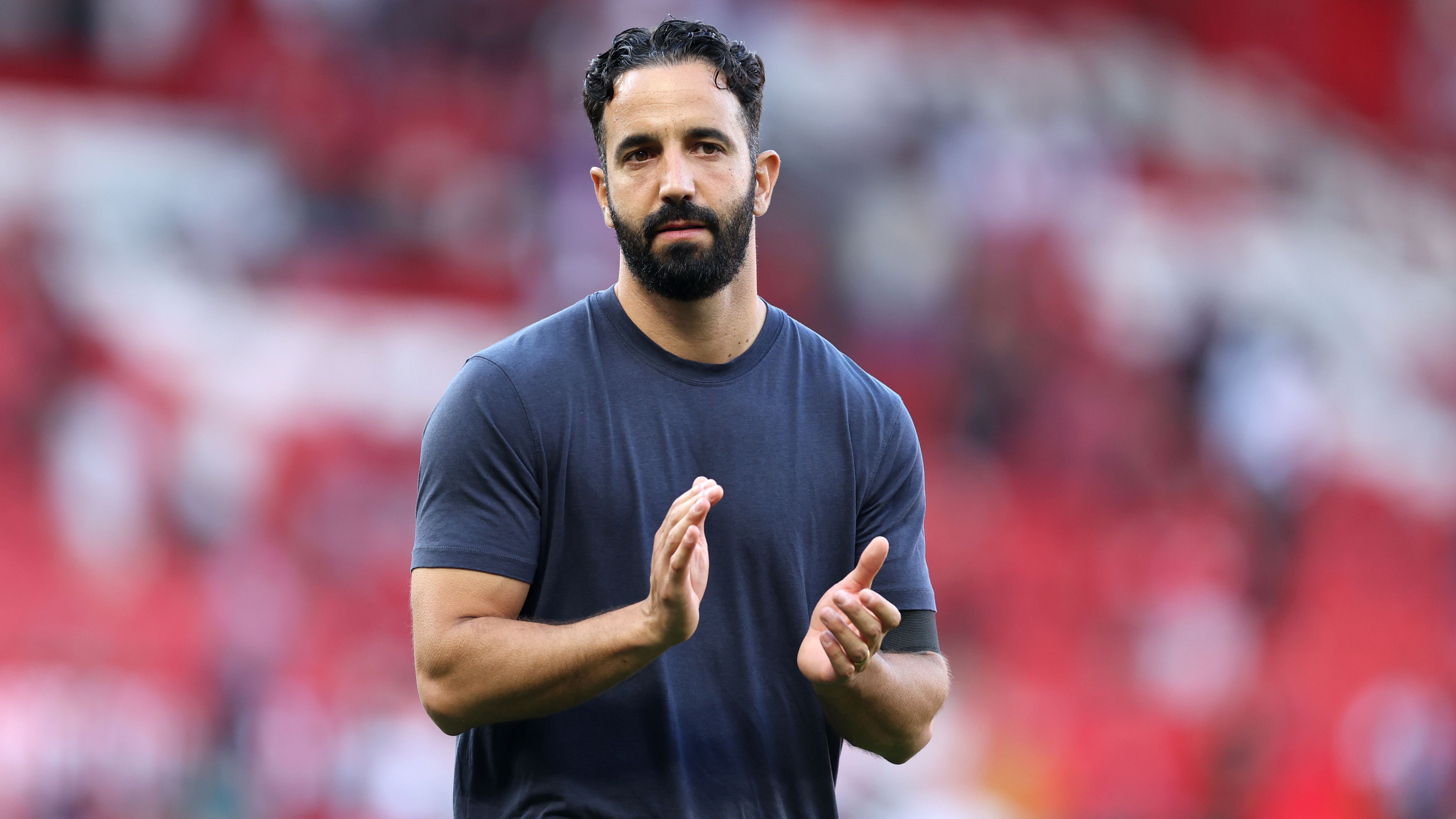 تيجاني رييندرس أفضل لاعب في العام، فيكتور جيوكيريس يفشل، وأبرز لقطات الدوري الإنجليزي الممتاز من أسبوع الافتتاح