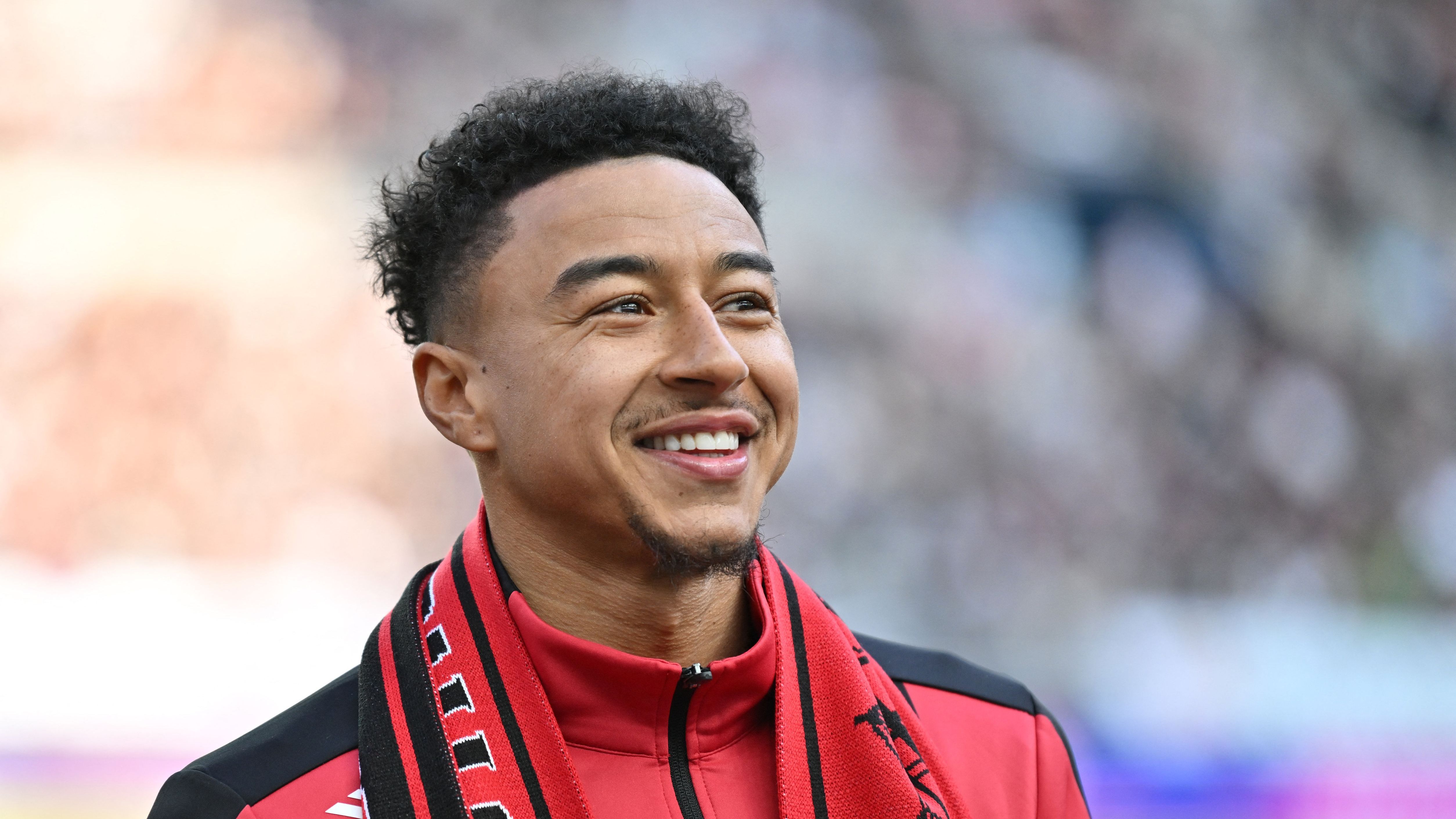 نجم مانشستر يونايتد السابق جيسي لينجارد يحصد جائزة كبرى في الدوري الكوري الجنوبي للمرة الأولى بعد مسيرة رائعة مع نادي إف سي سيؤول