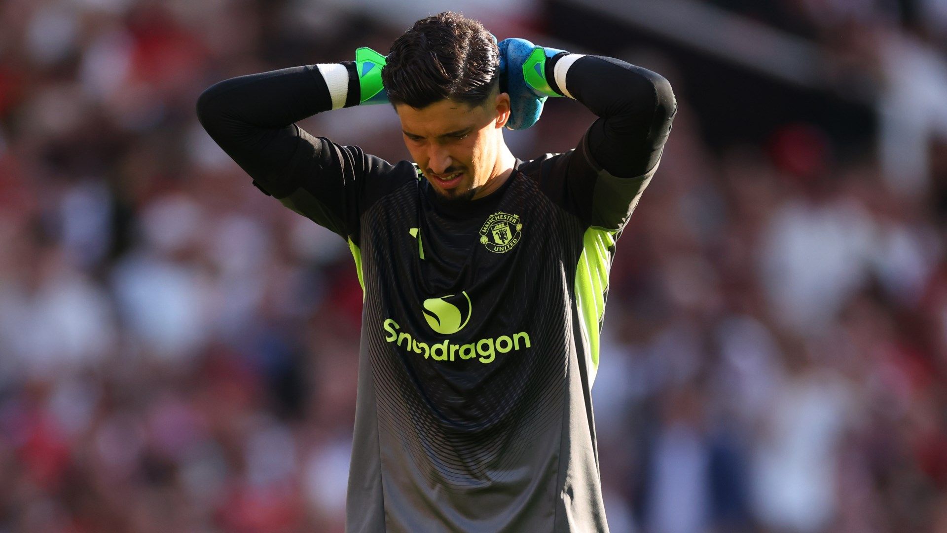 Man Utd's stance on signing a new goalkeeper revealed following Altay Bayindir blunder & amid Andre Onana uncertainty