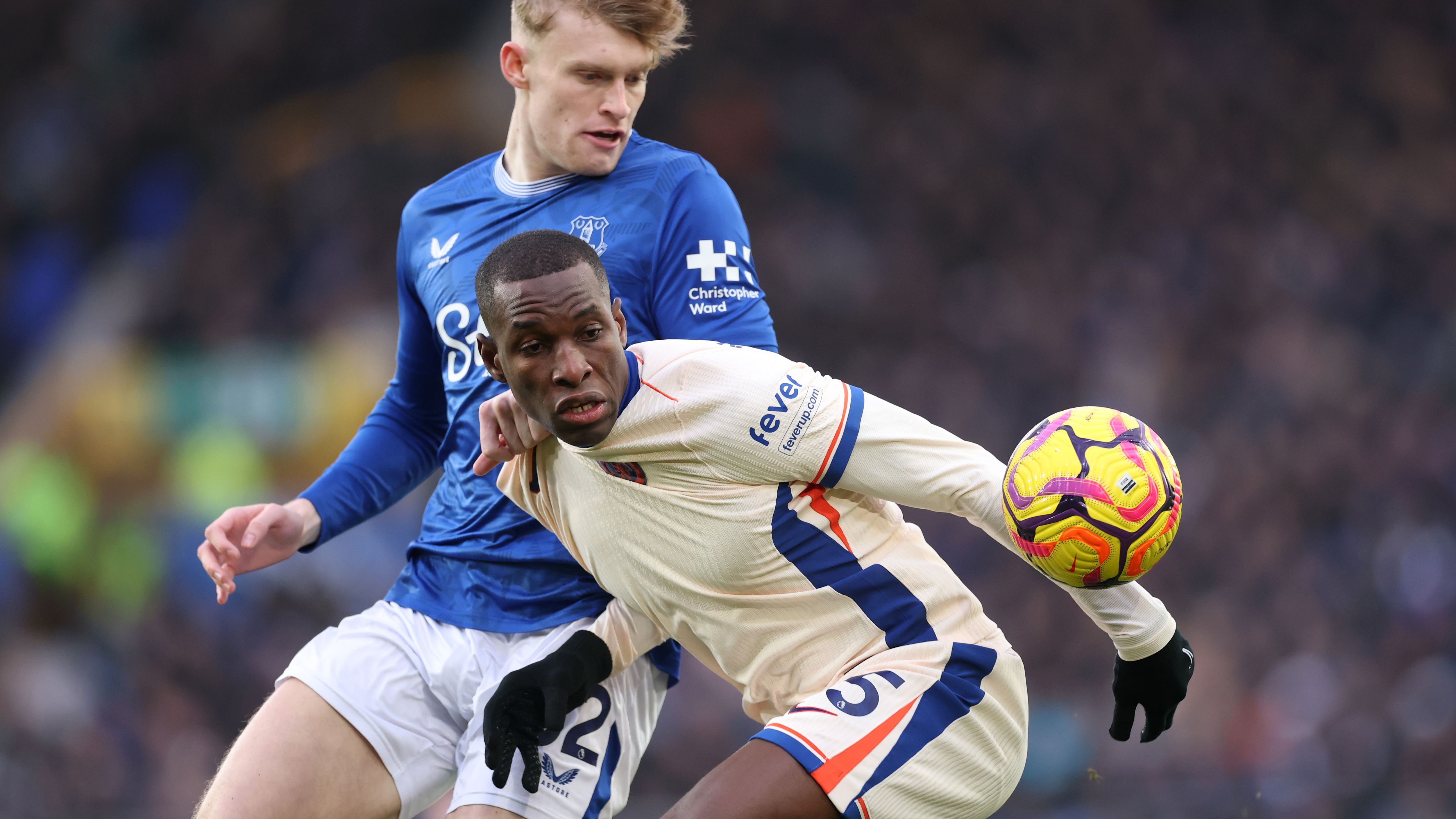 جيمي فاردي إلى نابولي؟! نجم ليستر سيتي السابق مرشح ليكون بطل الدوري الإنجليزي الممتاز القادم، لينضم إلى كيفن دي بروين وسكوت مكتوميناي، في ظل سعي أنطونيو كونتي لخلافة روميلو لوكاكو.