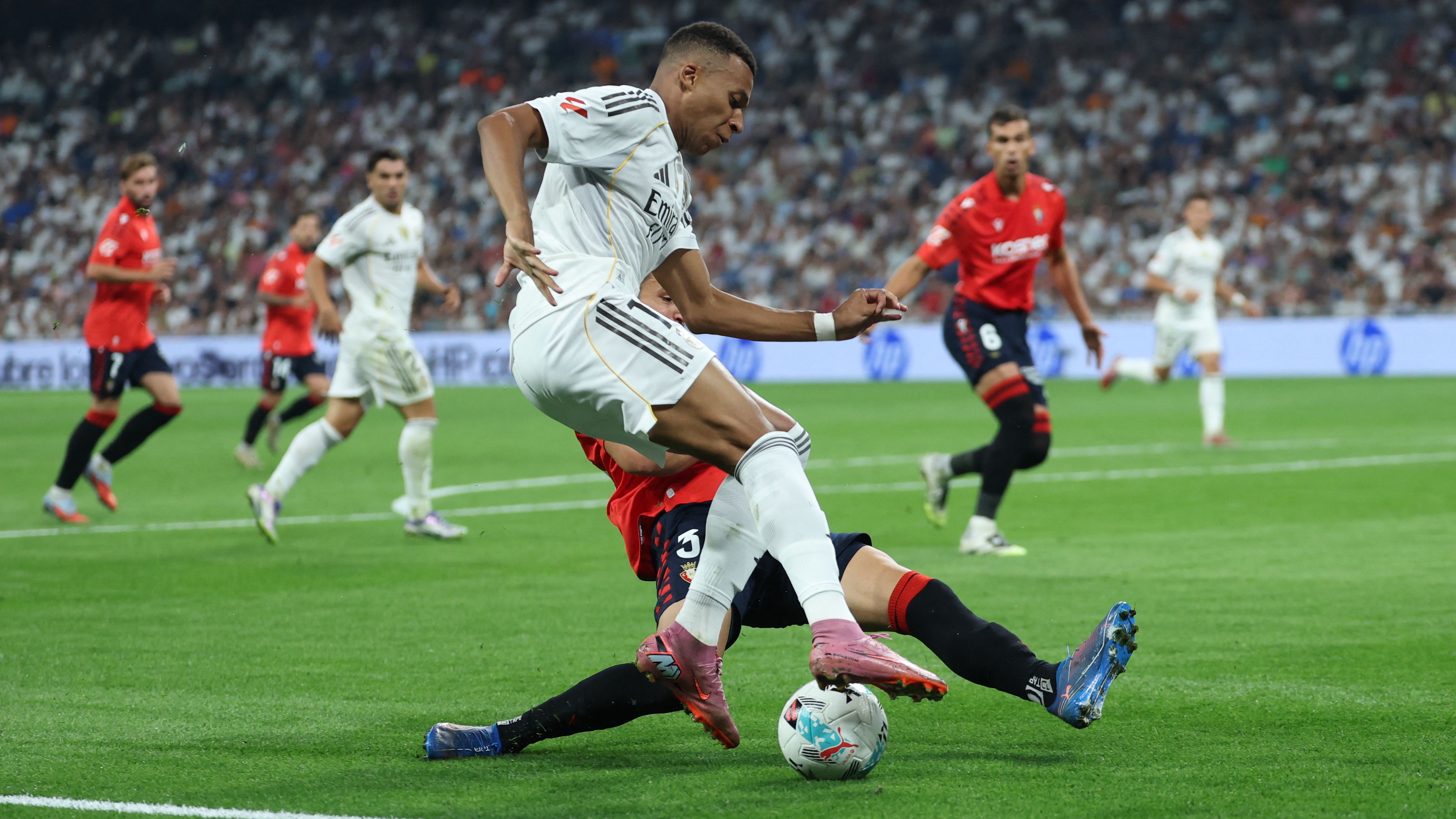 'Kylian Mbappe kicked him!' - Real Madrid told they didn't deserve decisive penalty as Osasuna coach bemoans 'crystal clear' call in La Liga defeat