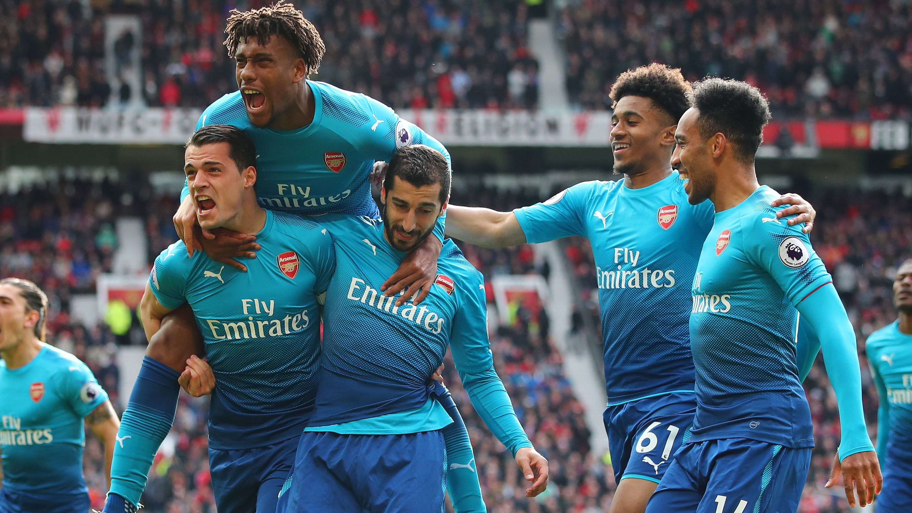 'I can be an agent!' - Alex Iwobi admits he wants Fulham to sign former Arsenal team-mate