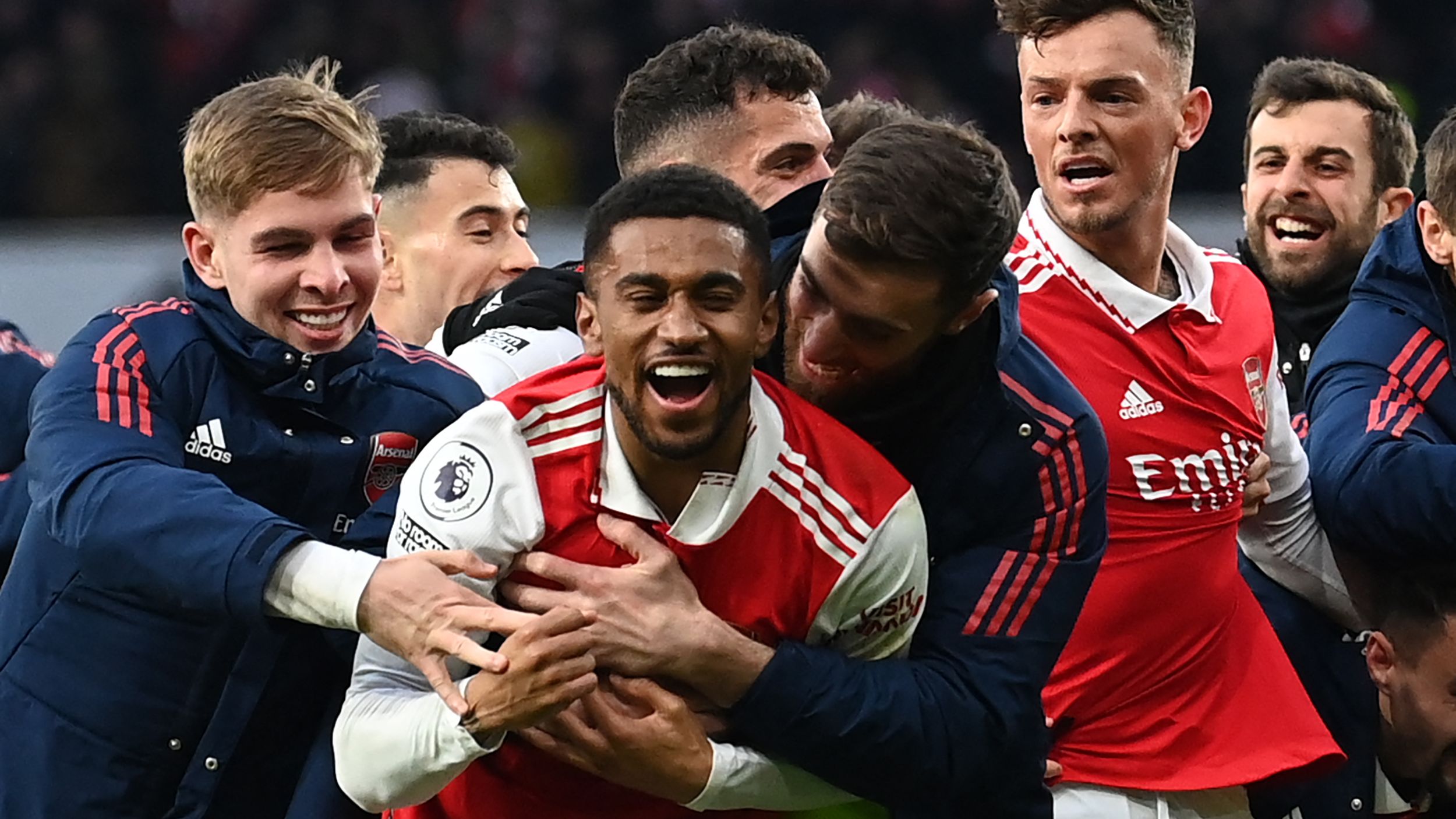 'I can be an agent!' - Alex Iwobi admits he wants Fulham to sign former Arsenal team-mate