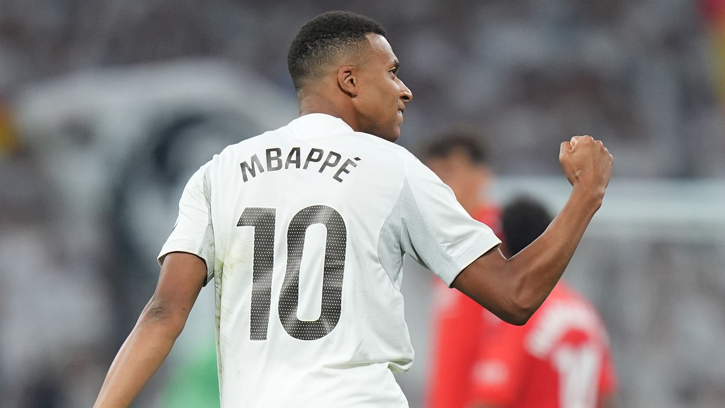 The magic of the No.10 shirt? Xabi Alonso sees 'noticeable' improvement from Kylian Mbappe as Real Madrid boss says French star 'wants more'