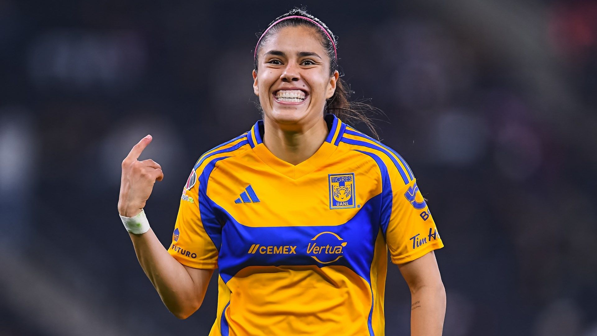 A new world record! Orlando Pride makes Mexico & Tigres star Lizbeth Ovalle the most expensive women's player of all-time in deal that tops moves for Naomi Girma and Olivia Smith