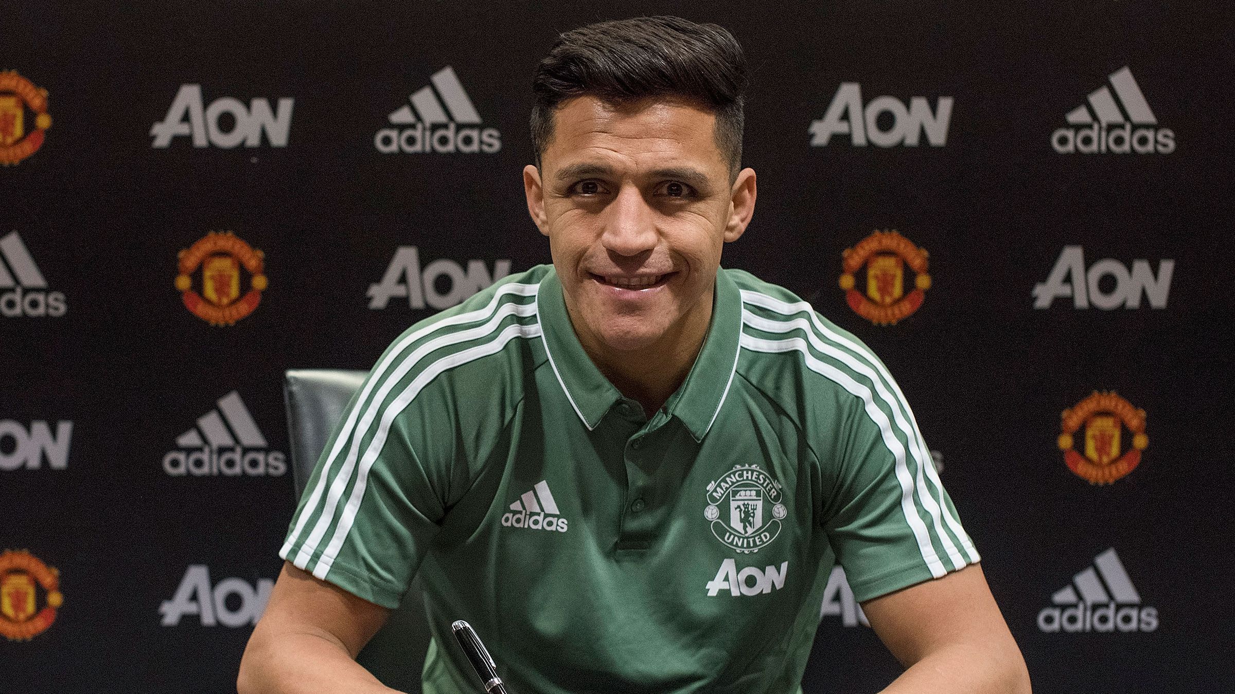 Eberechi Eze, Ronaldinho, Alexis Sanchez and the most shocking transfer hijackings in football history