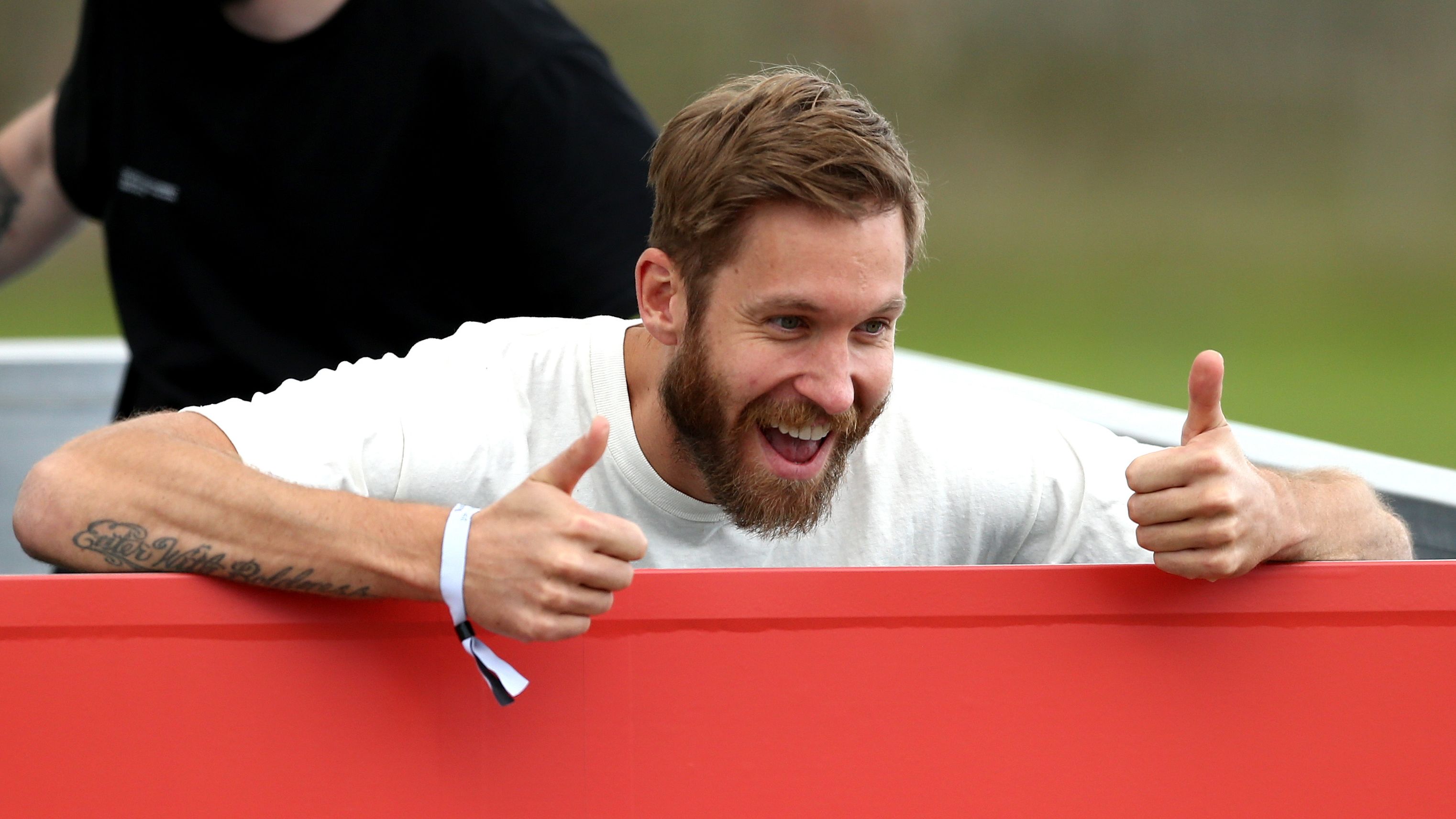 'We went to watch Calvin Harris!' - Wayne Rooney explains how he ended up partying with Liverpool boss Arne Slot despite Man Utd & Everton allegiances