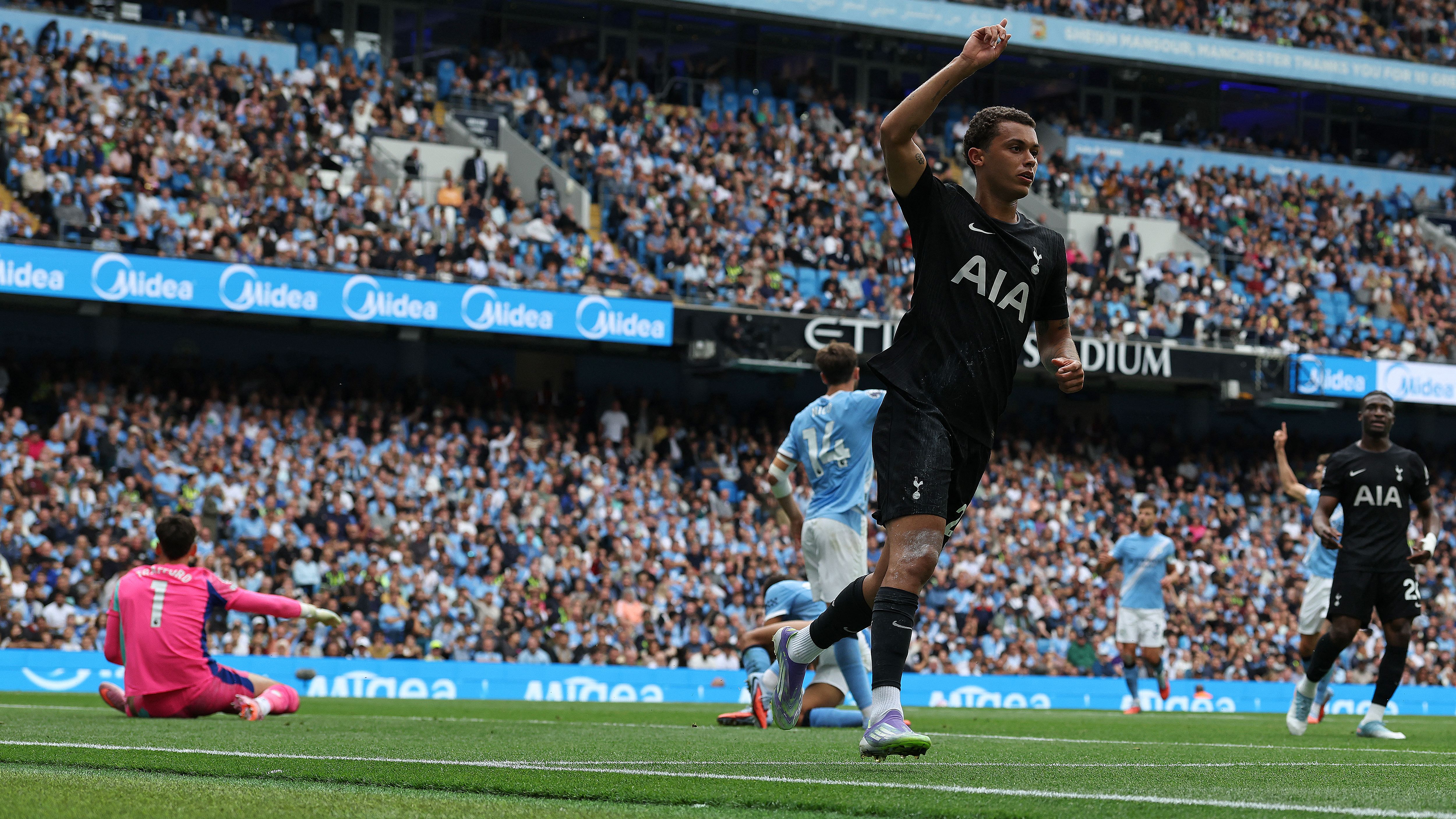 Thomas Frank joins Jose Mourinho & Antonio Conte in exclusive club by guiding Tottenham to impressive victory over Pep Guardiola's Man City
