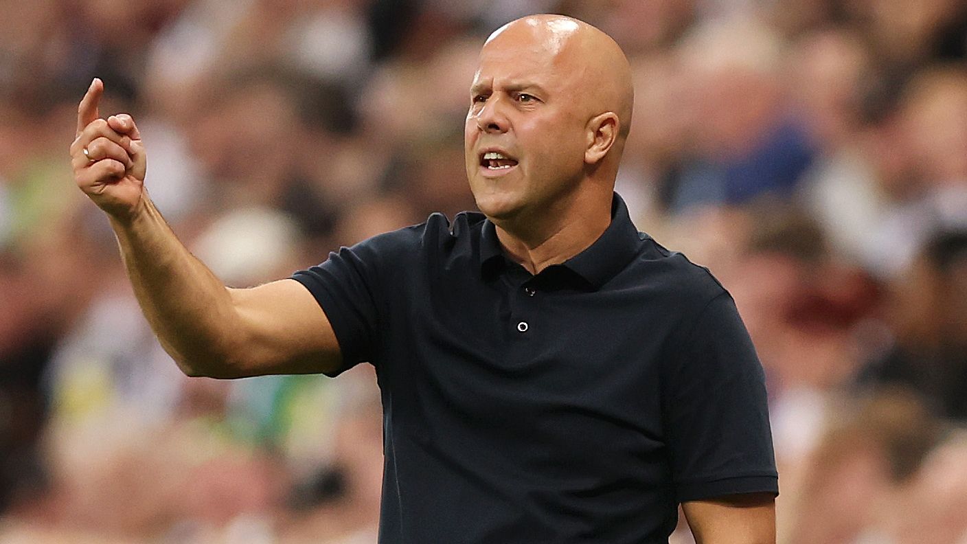 'Not sure I saw a football match' - Arne Slot slams ten-man Newcastle's set-piece driven approach against Liverpool & hails his players for 'standing strong'
