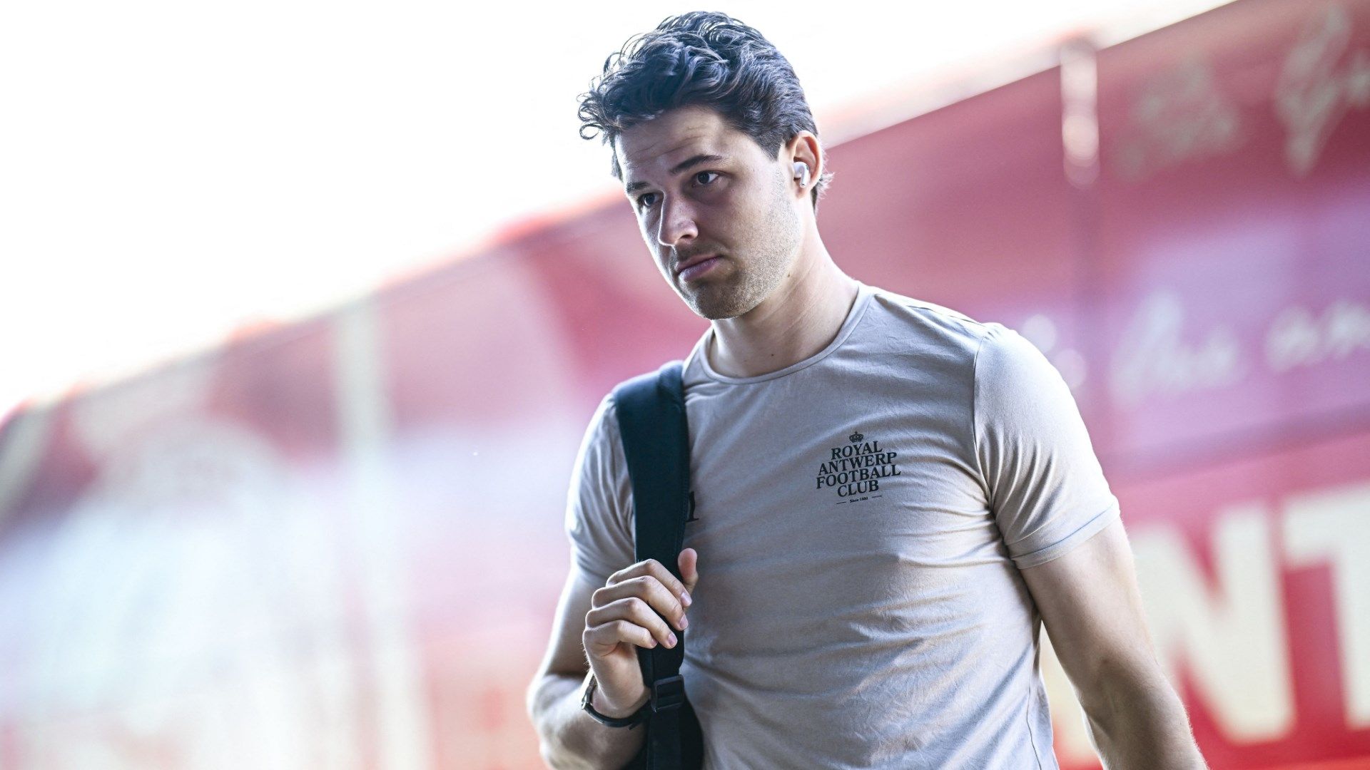 Senne Lammens: Why Man Utd are targeting Thibaut Courtois' Belgium heir to solve goalkeeping crisis