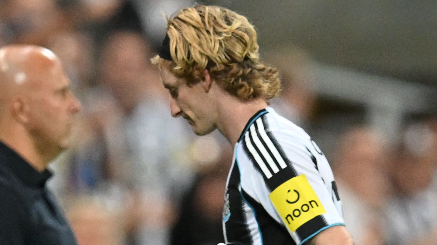 ‘Nasty tackle' - Anthony Gordon criticised for red card challenge on Liverpool's Virgil van Dijk as Dutchman's legs are left with stud marks from Newcastle winger