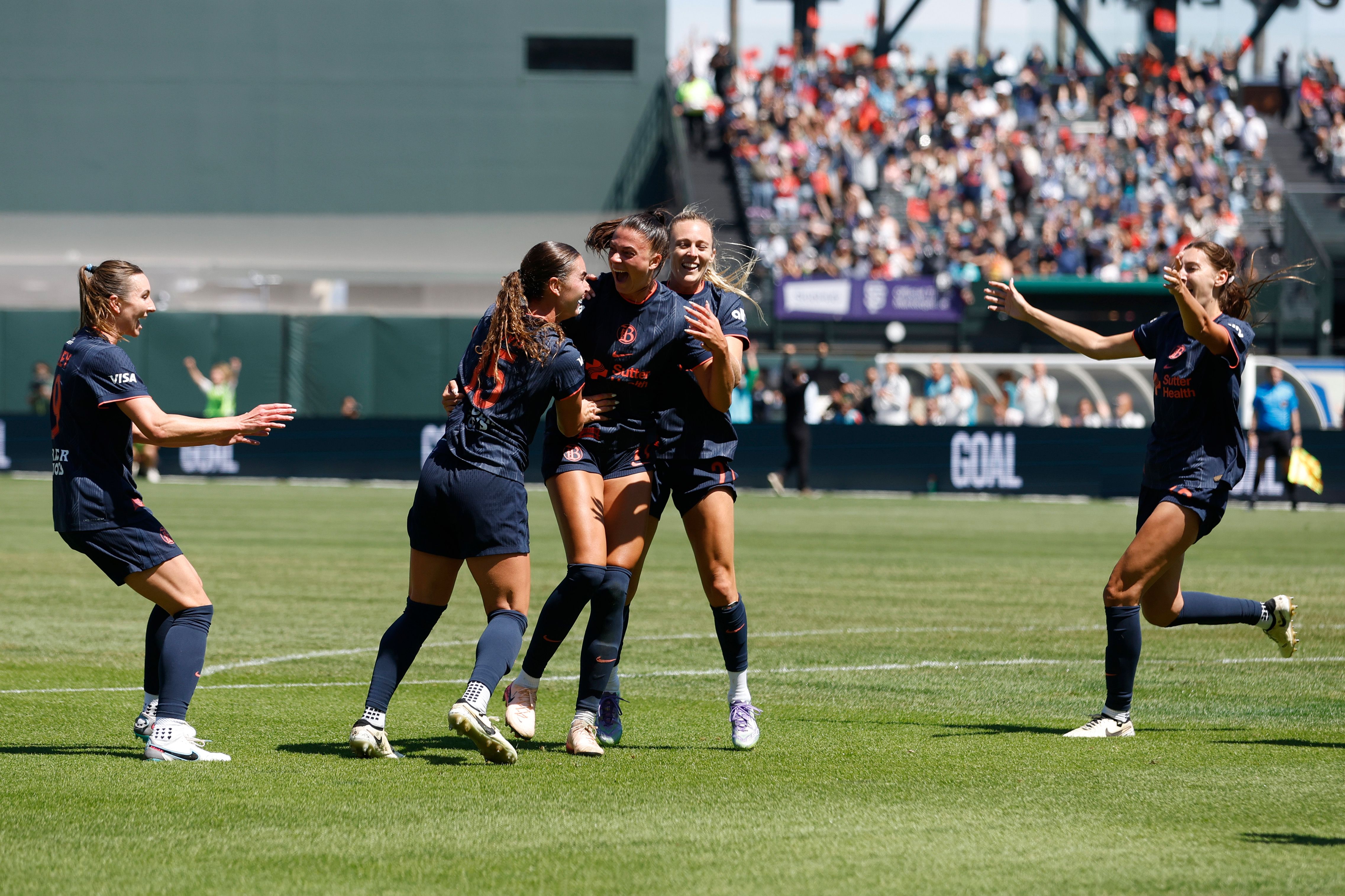 NWSL Power Rankings: Record-breaking weekend for Bay FC, plus scoring mayhem across league shakes up standings
